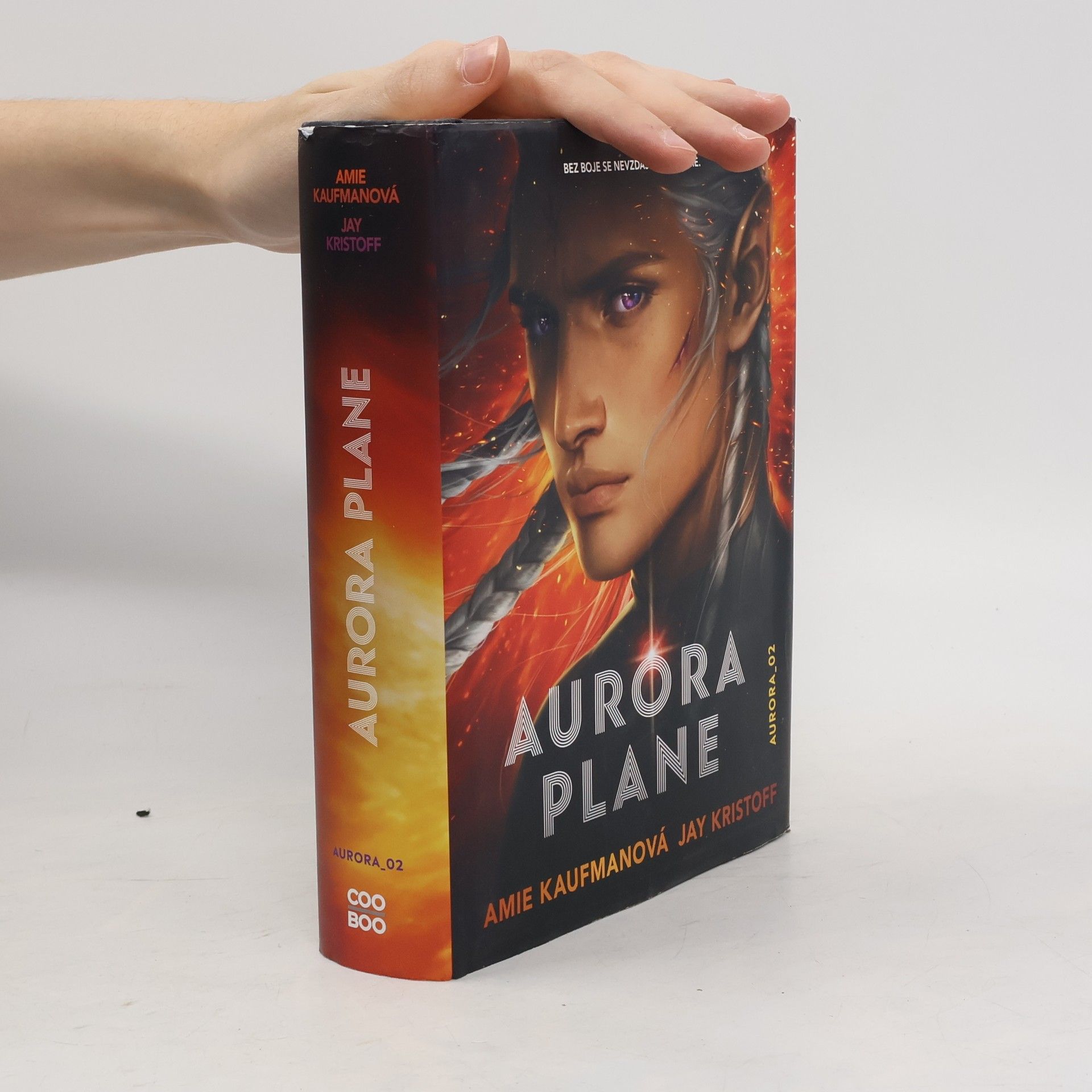 Amie Kaufman Aurora 02. Aurora plane