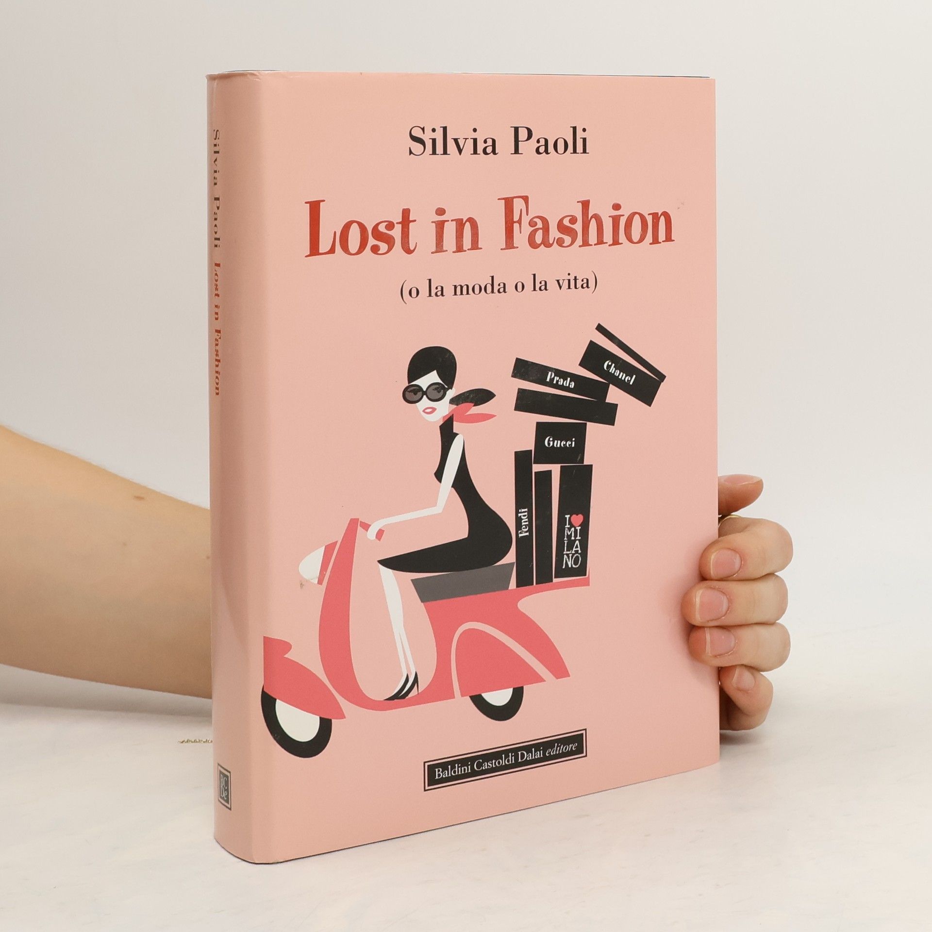 Silvia Paoli Lost in Fashion