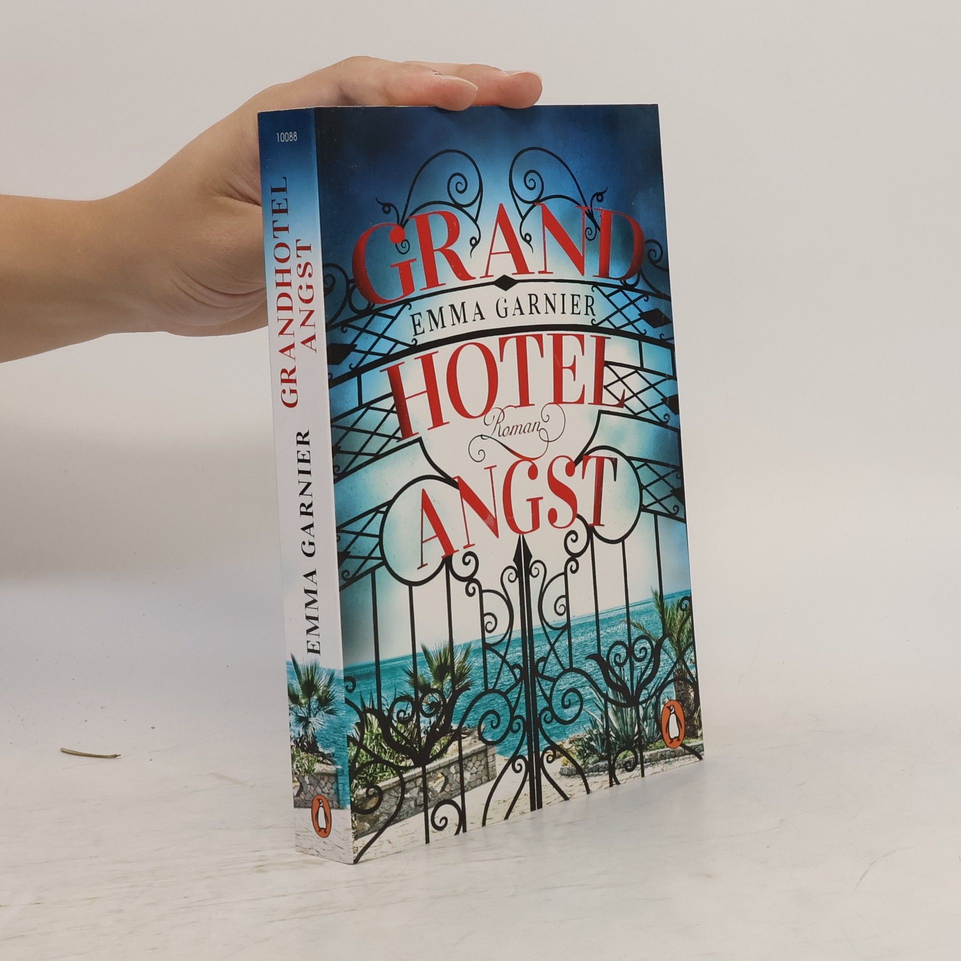 Emma Garnier Grandhotel Angst