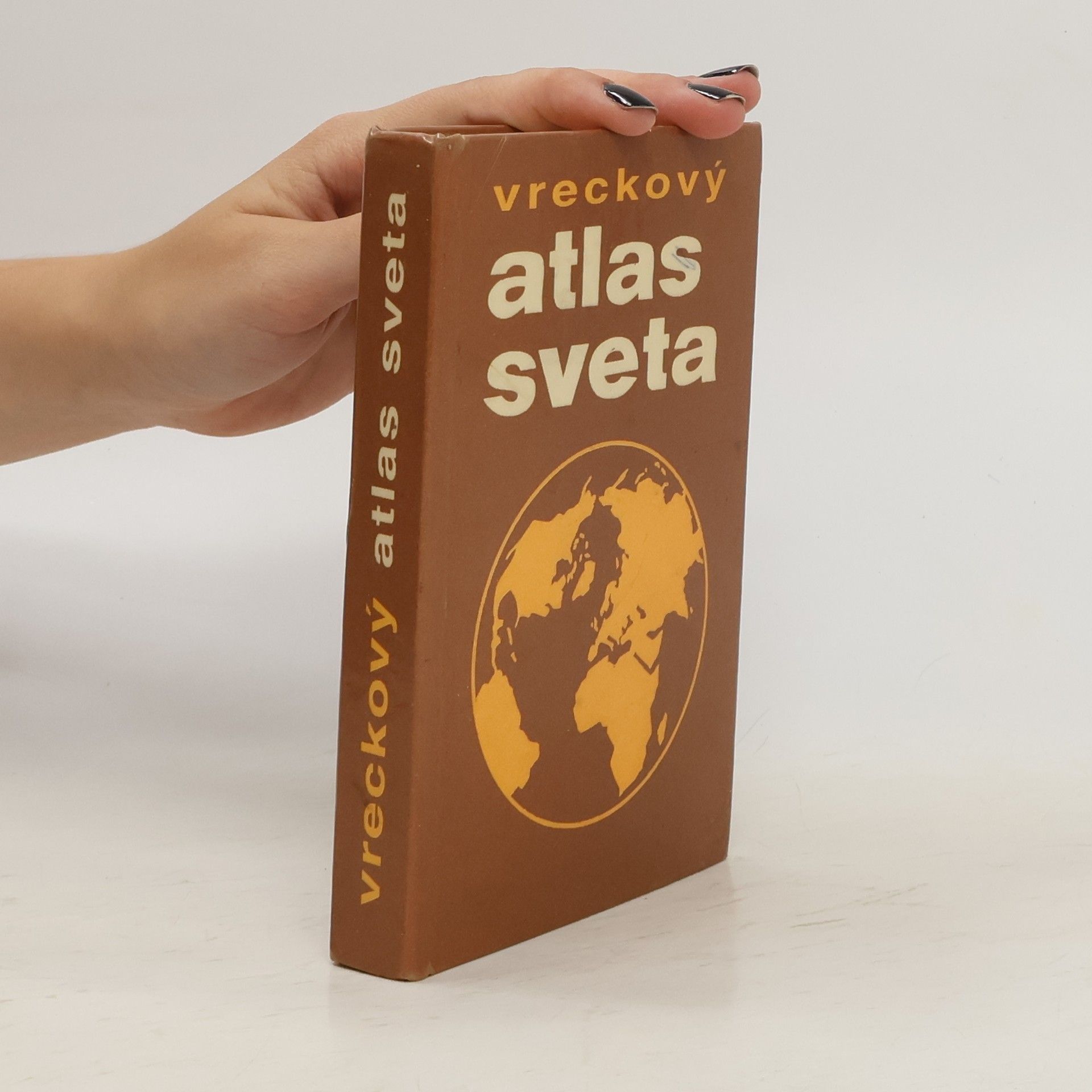Autorenkollektiv Vreckový atlas sveta