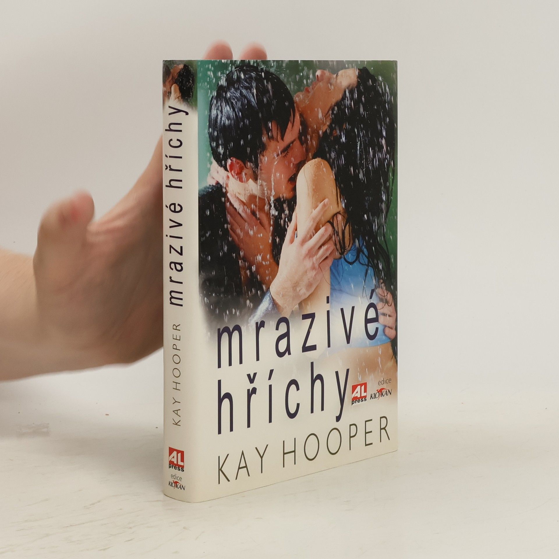 Kay Hooper Mrazivé hříchy