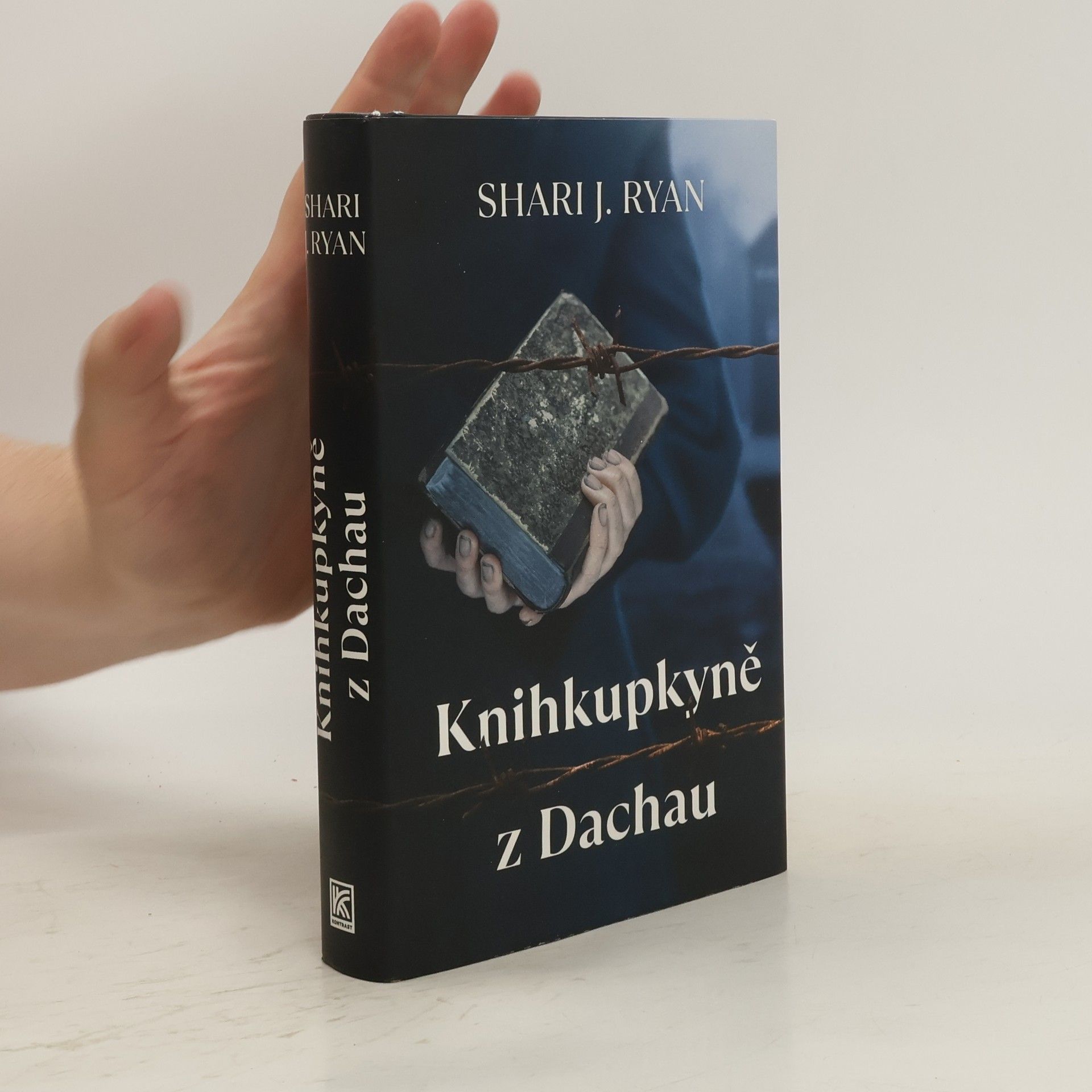 Shari J. Ryan Knihkupkyně z Dachau