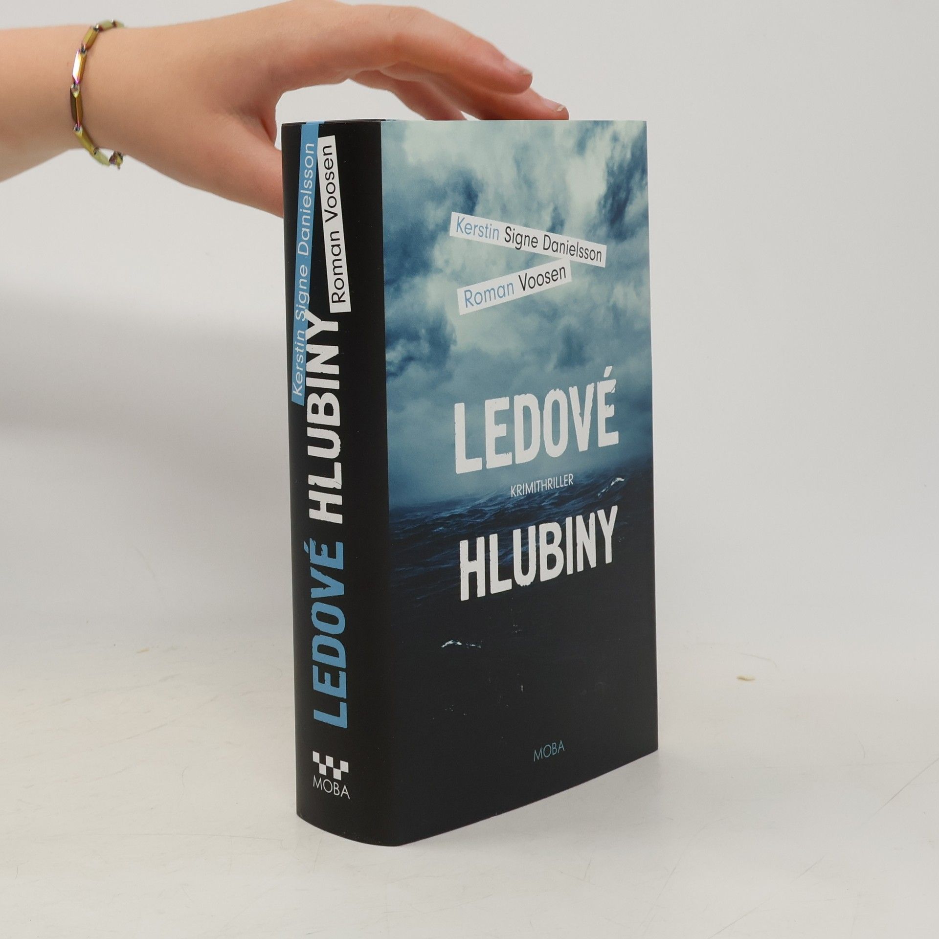 Roman Voosen Ledové hlubiny