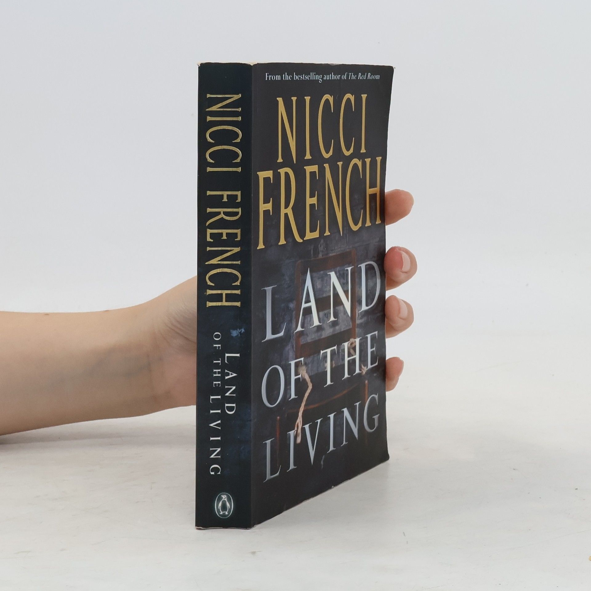 Autores varios Land of the Living