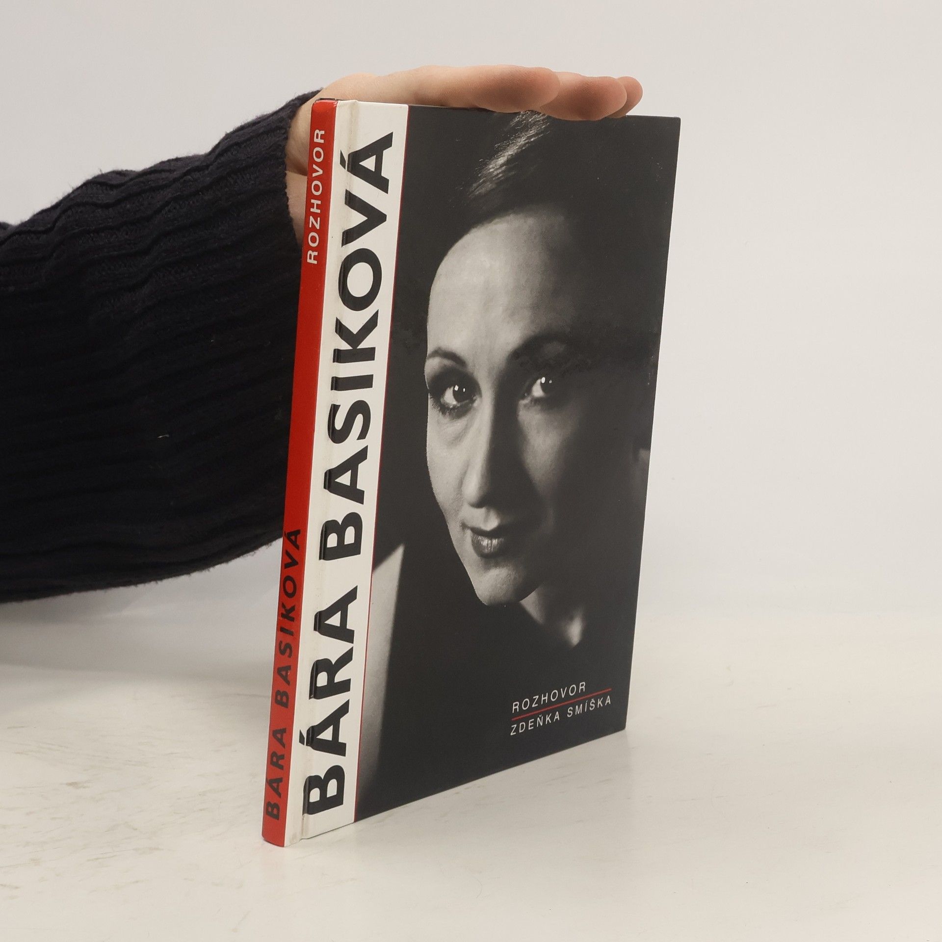 Bára Basiková Bára Basiková. Rozhovor Zdeňka Smíška
