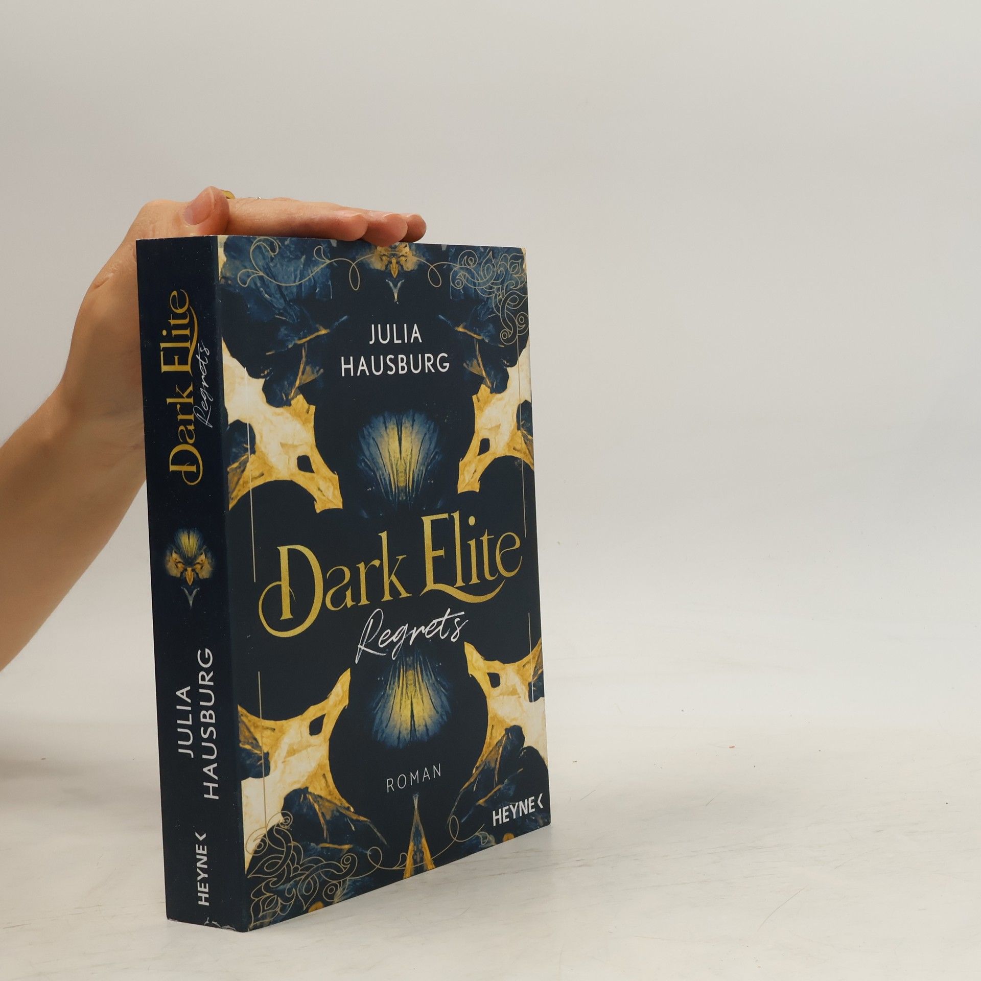 Julia Hausburg Dark Elite. Regrets