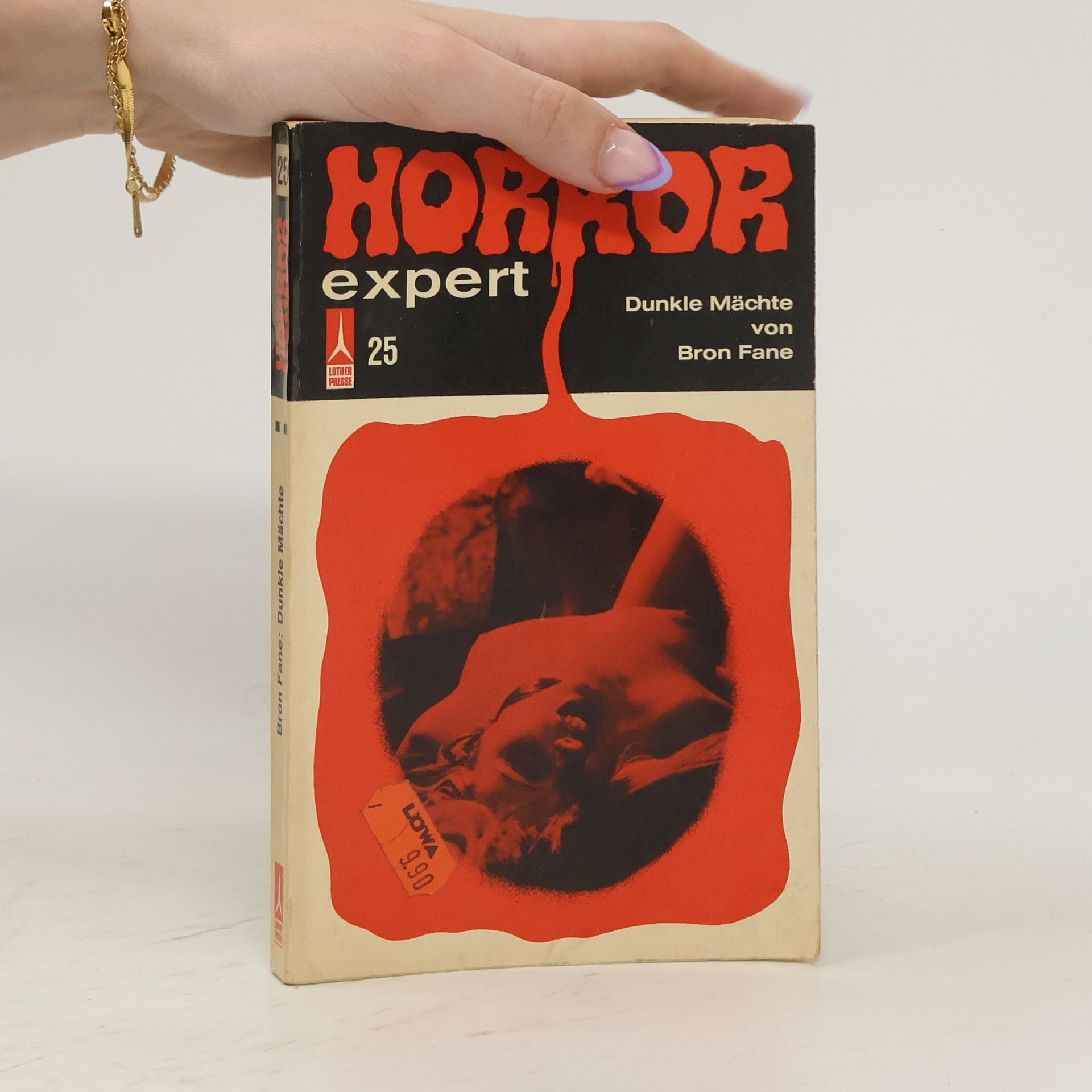 Bron Fane Horror expert 25. Dunkle Mächte