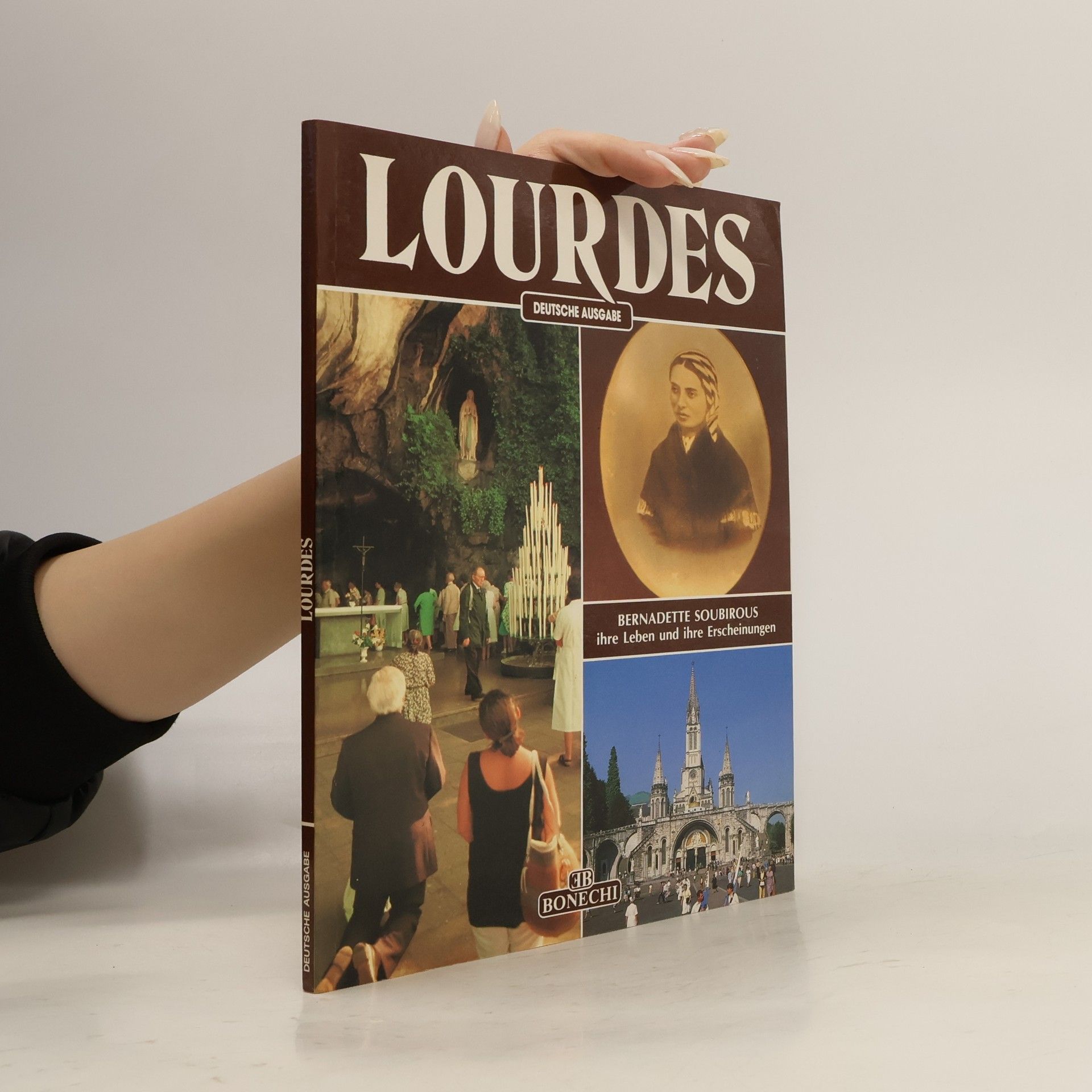 Giulia Menotti Lourdes