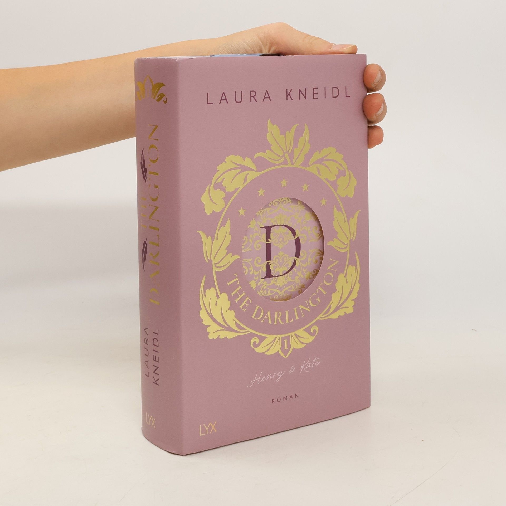 Laura Kneidl The Darlington