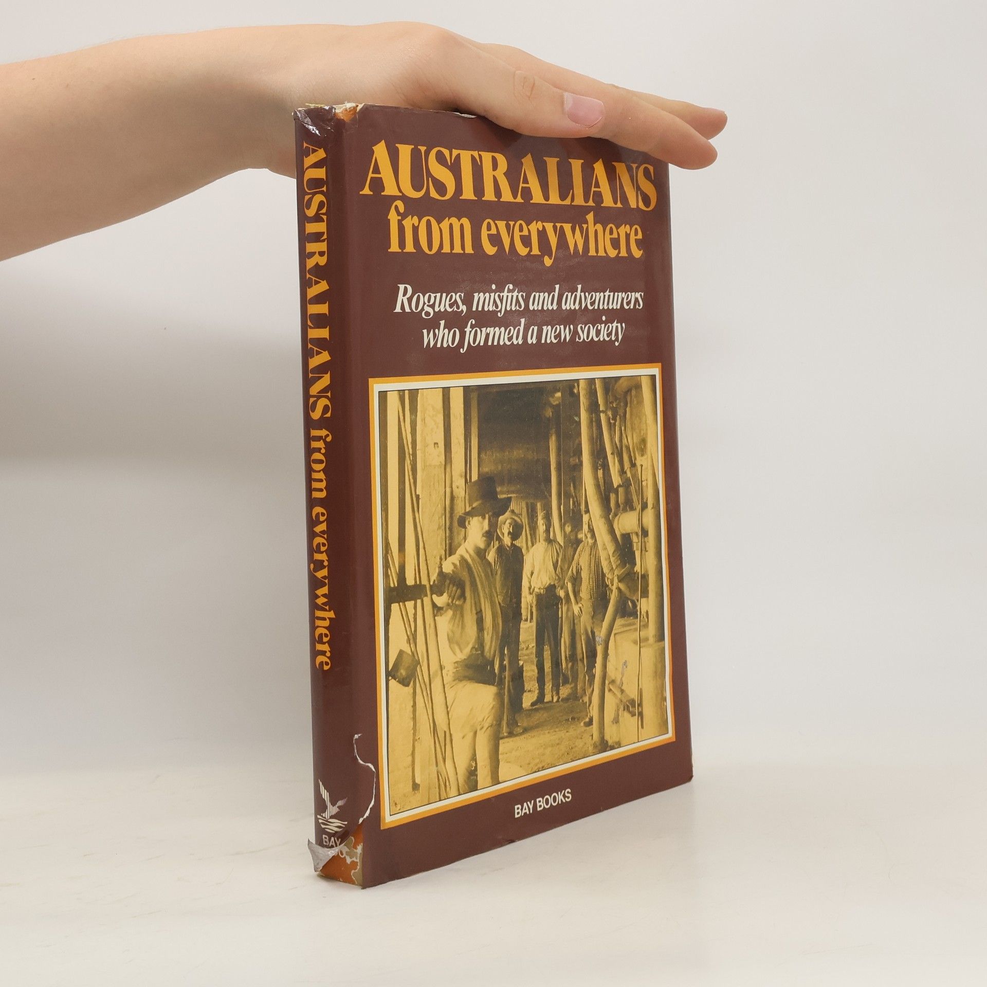 Various authors Australians From Everywhere