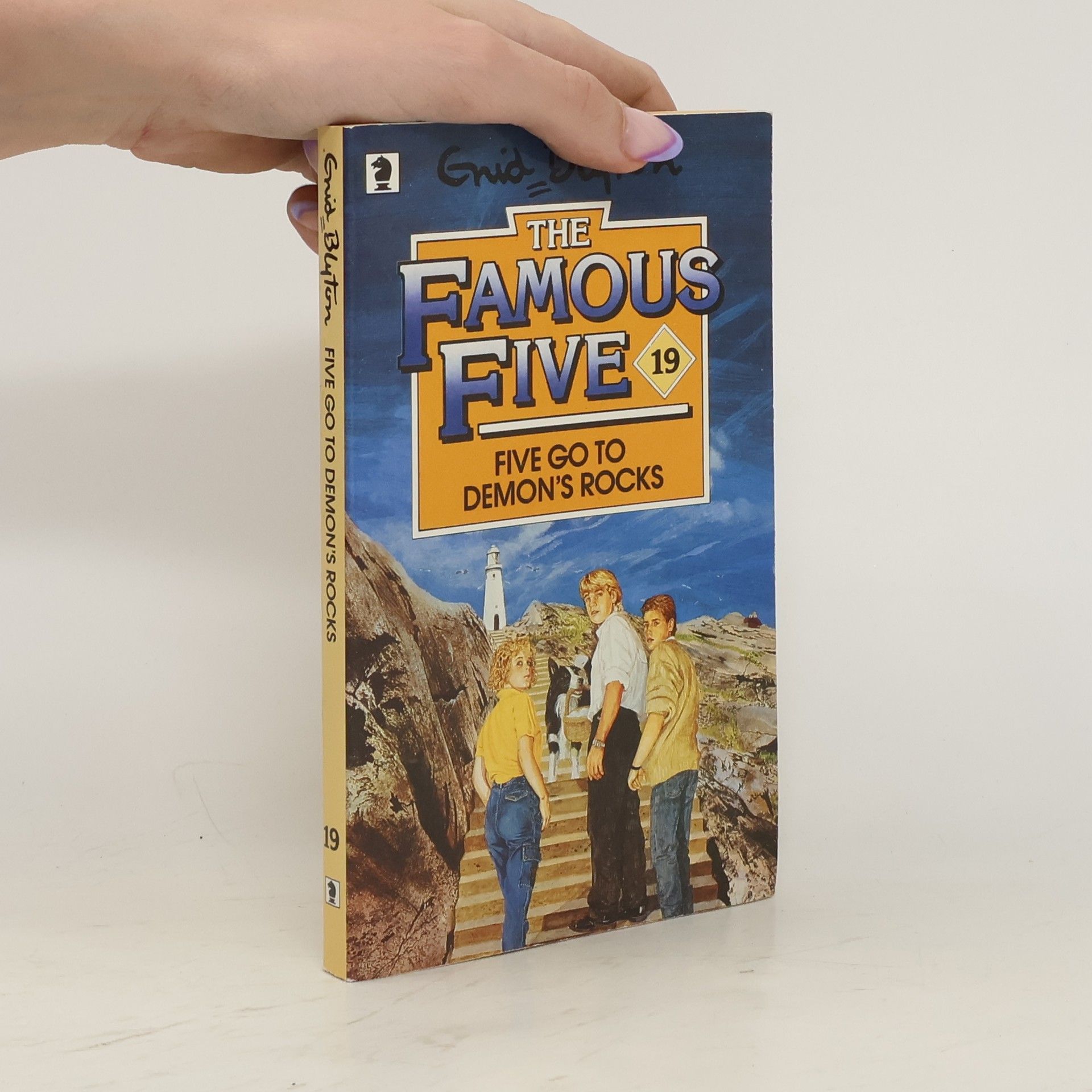 Enid Blyton Five Go to Demon's Rocks