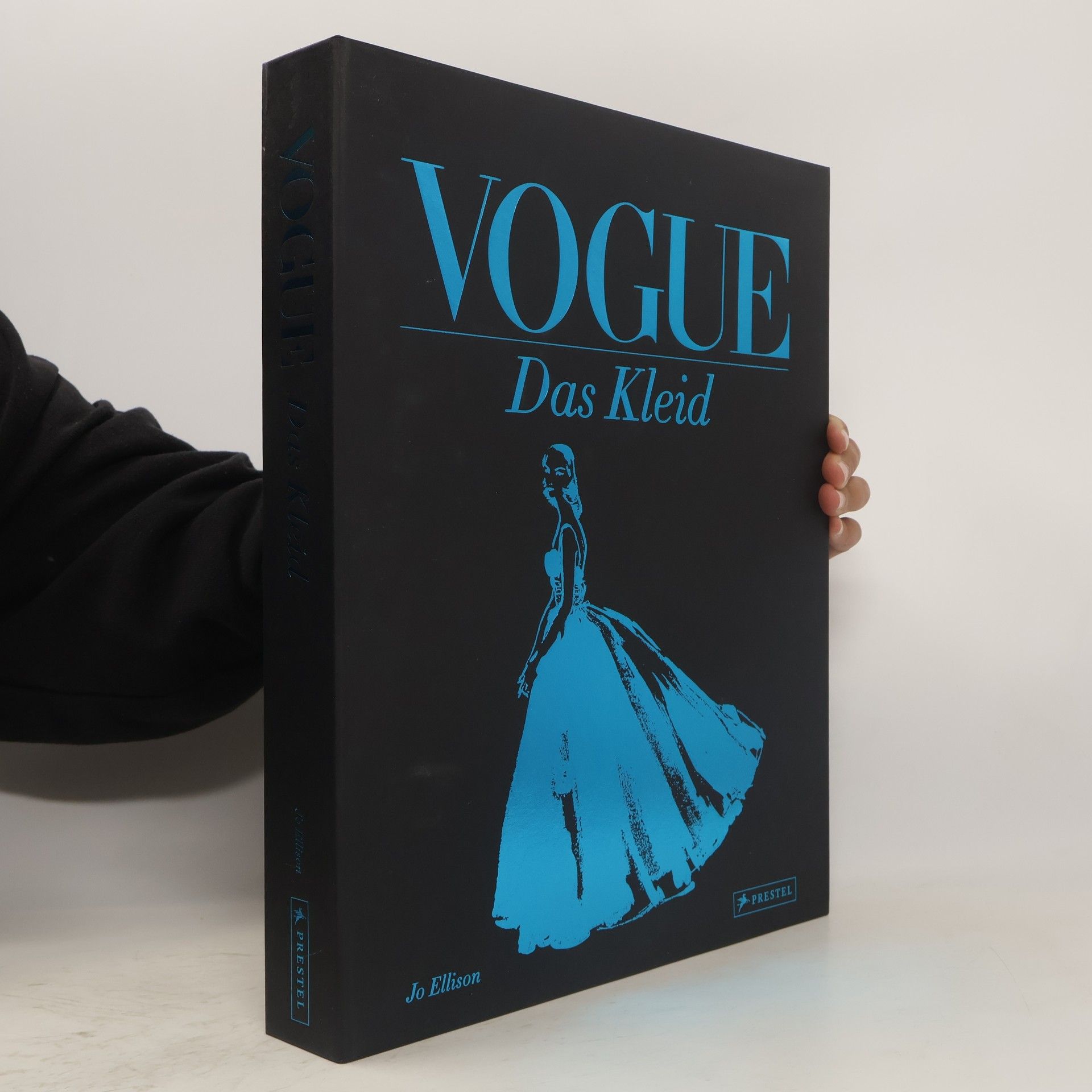 Jo Ellison Vogue, das Kleid