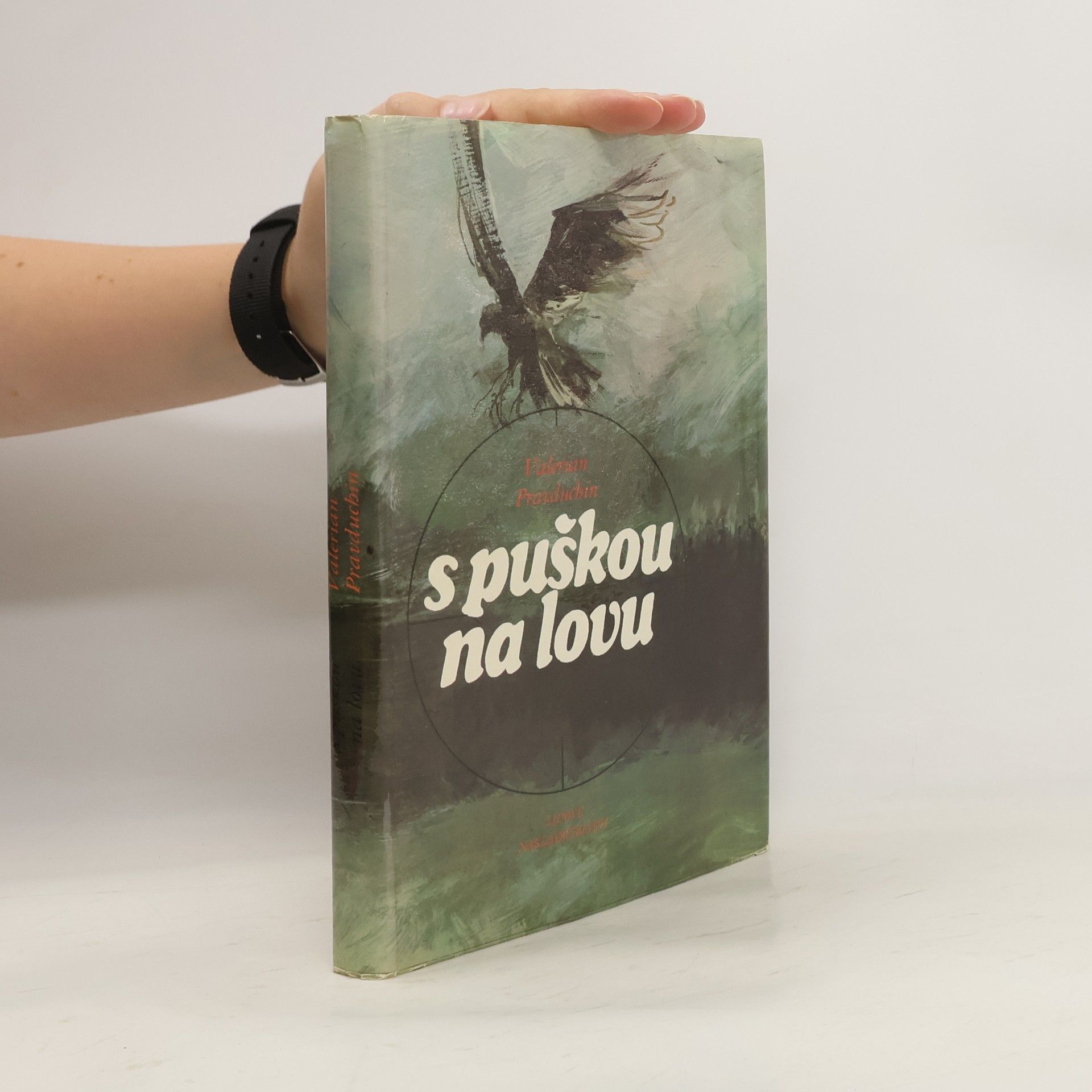 Zdeněk Netopil S puškou na lovu