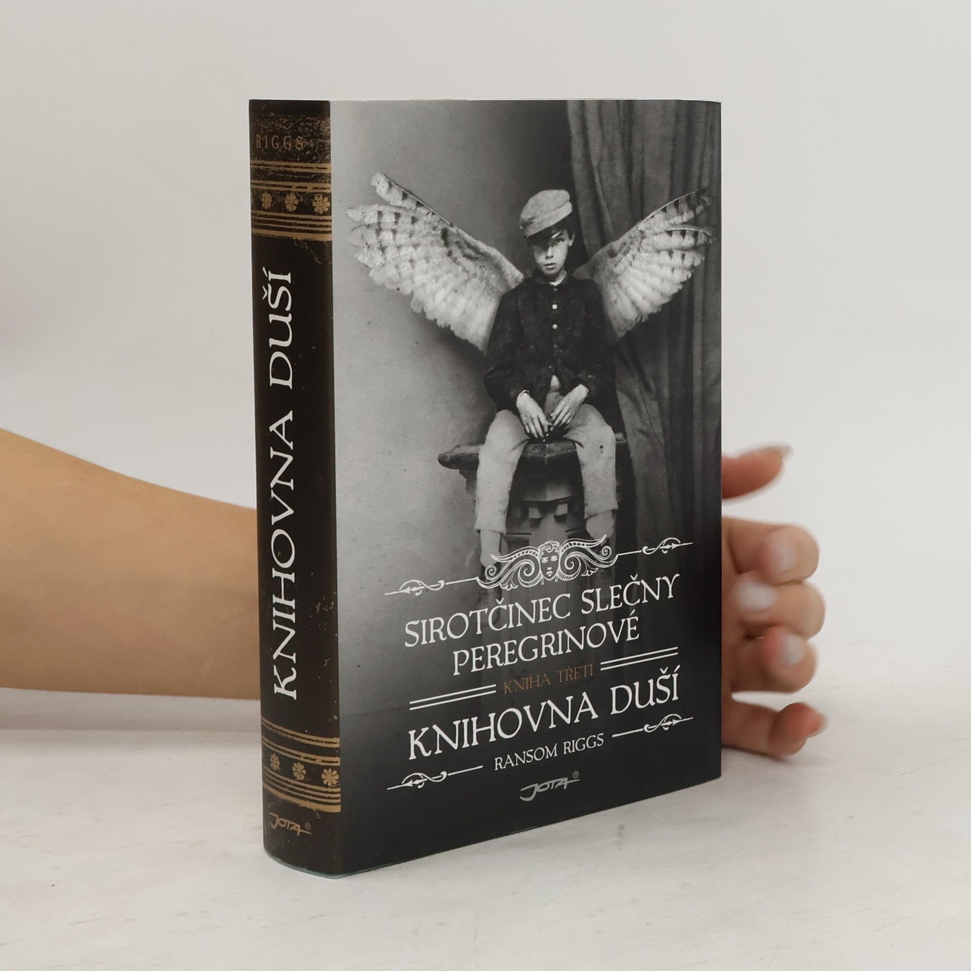 Ransom Riggs Sirotčinec slečny Peregrinové Knihovna duší