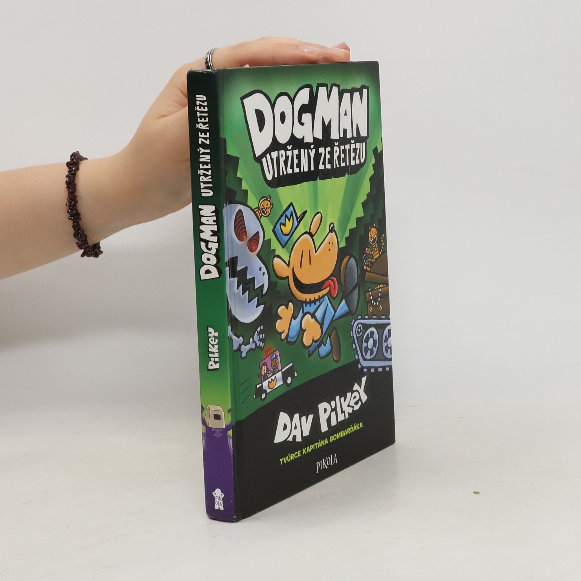 Dav Pilkey Dogman utržený ze řetězu