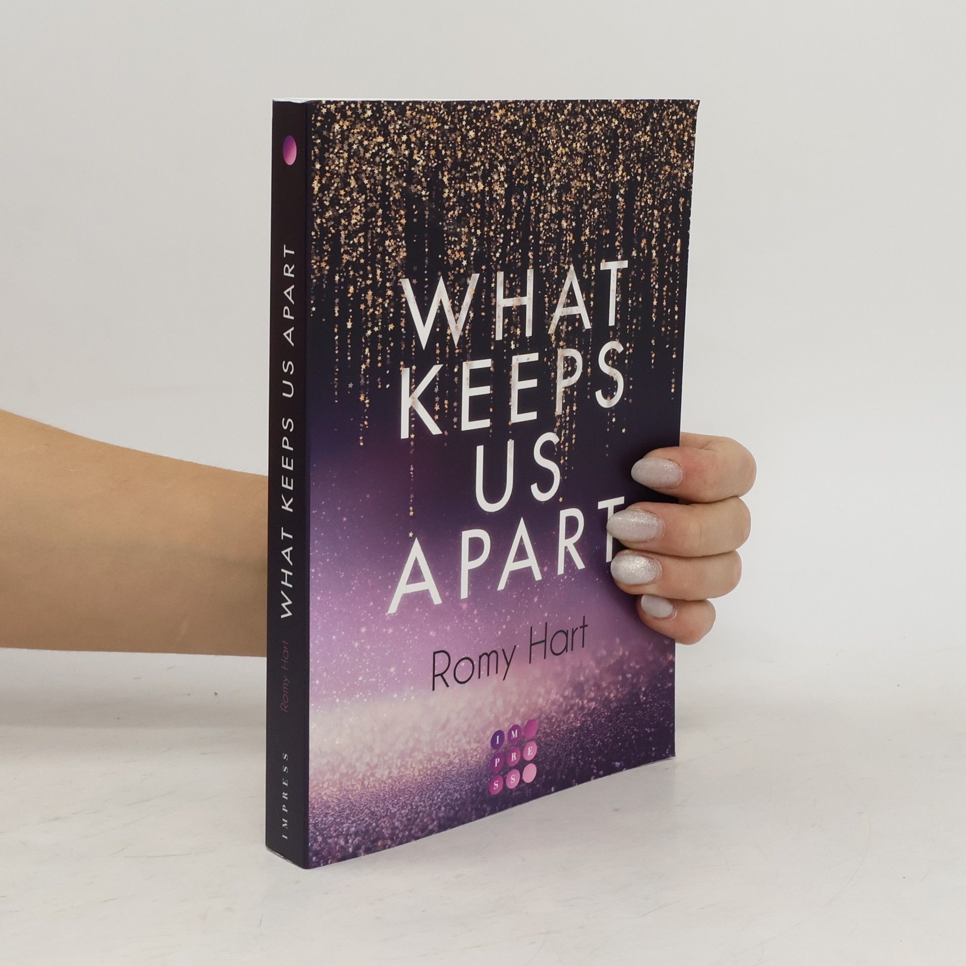 What Keeps Us Apart (Glitter Love 1)