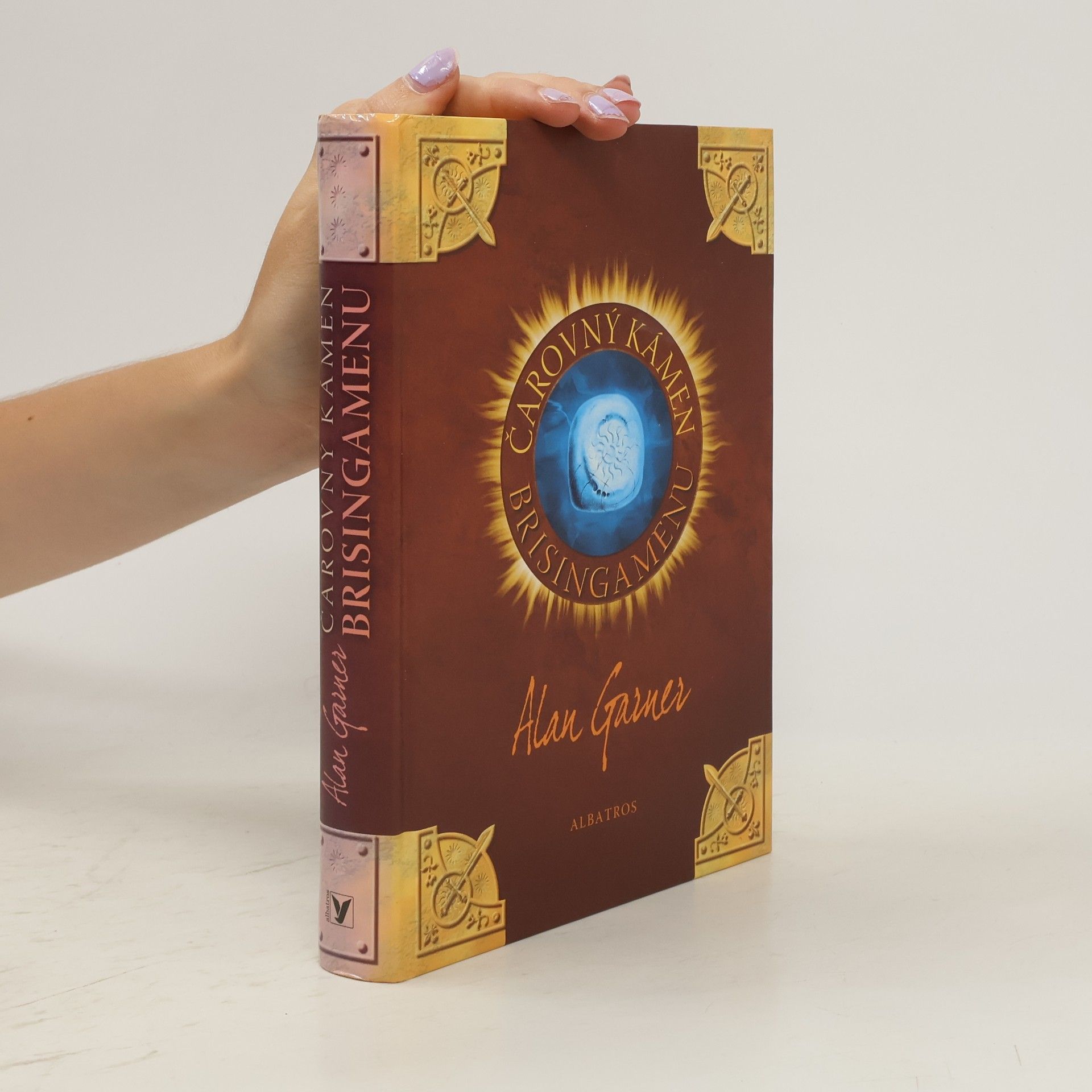 Alan Garner Čarovný kámen Brisingamenu