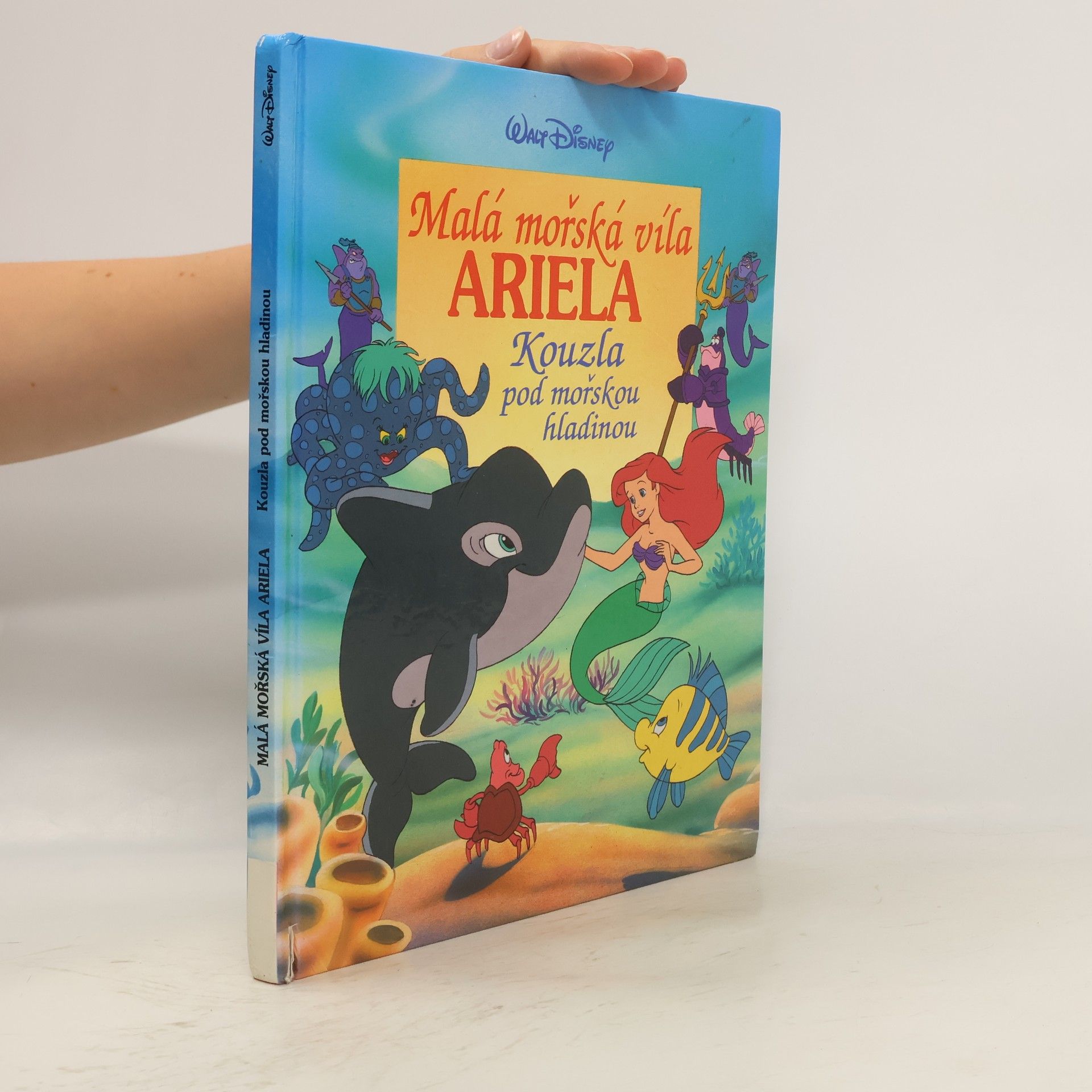 Malá mořská víla Ariela : kouzla pod mořskou hladinou