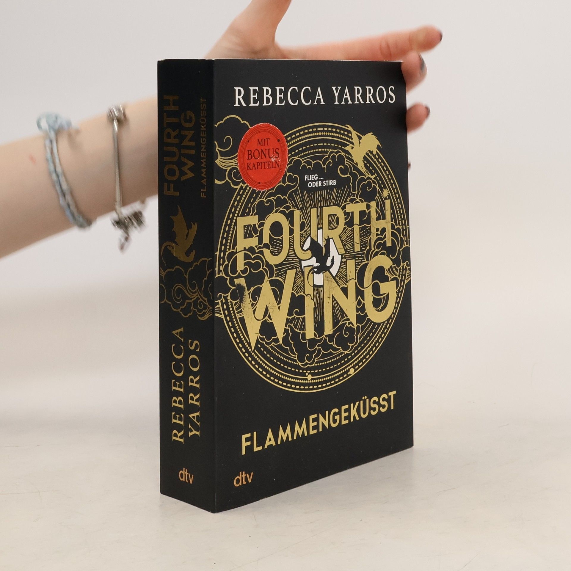 Rebecca Yarros Fourth Wing Flammengeküsst