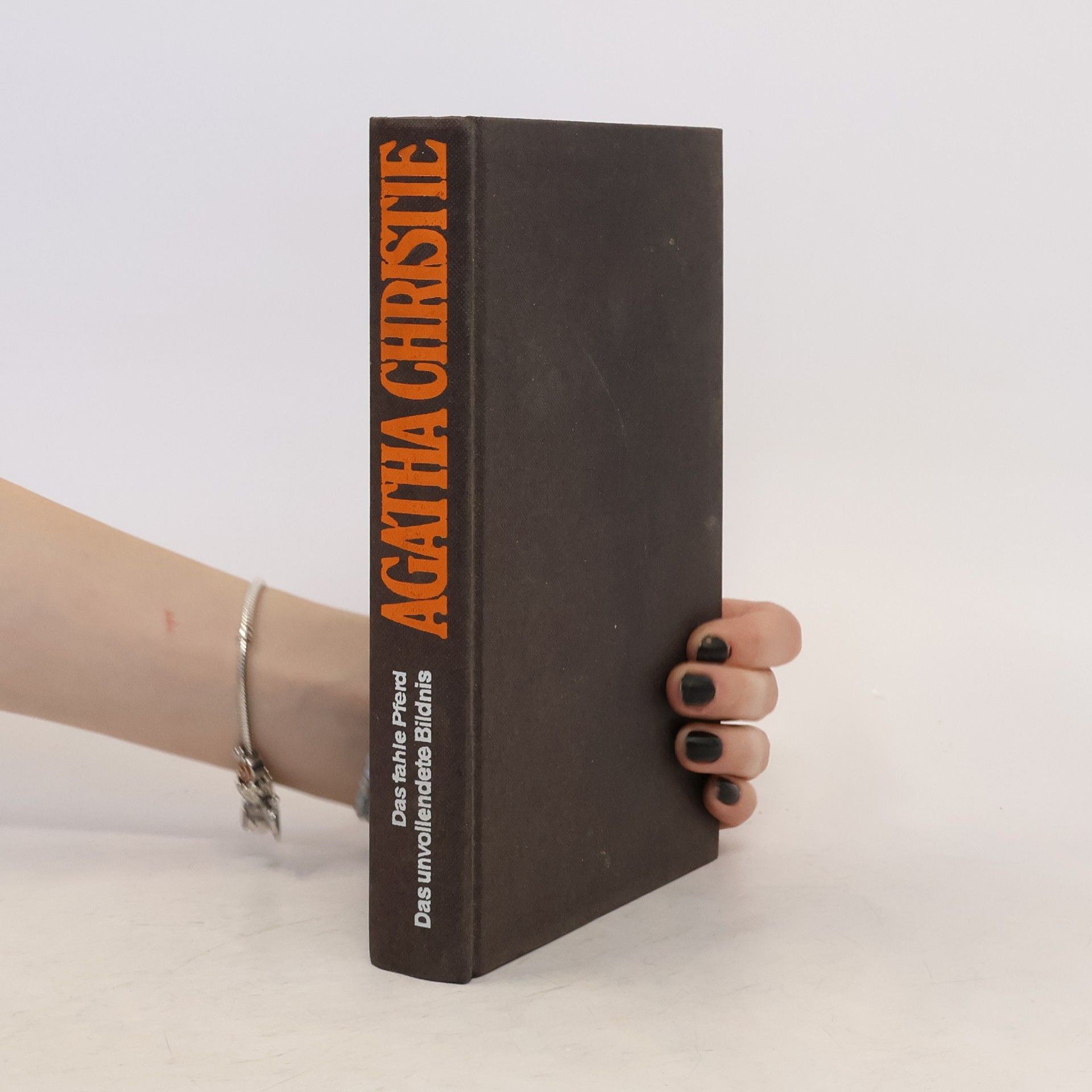 Agatha Christie Das fahle Pferd. Das unvollendete Bildnis