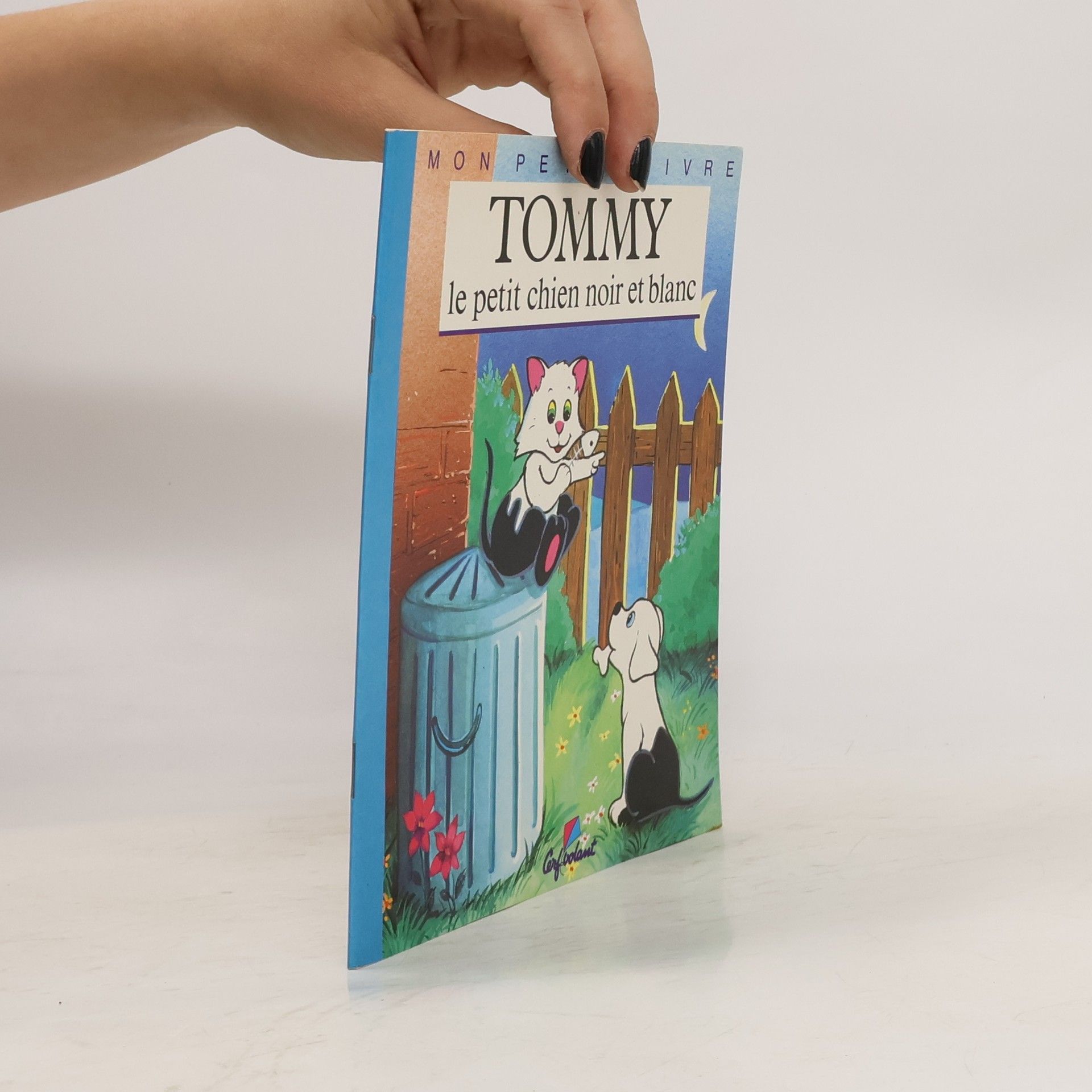 Agnes Vandewiel Tommy le petit chien noir et blanc