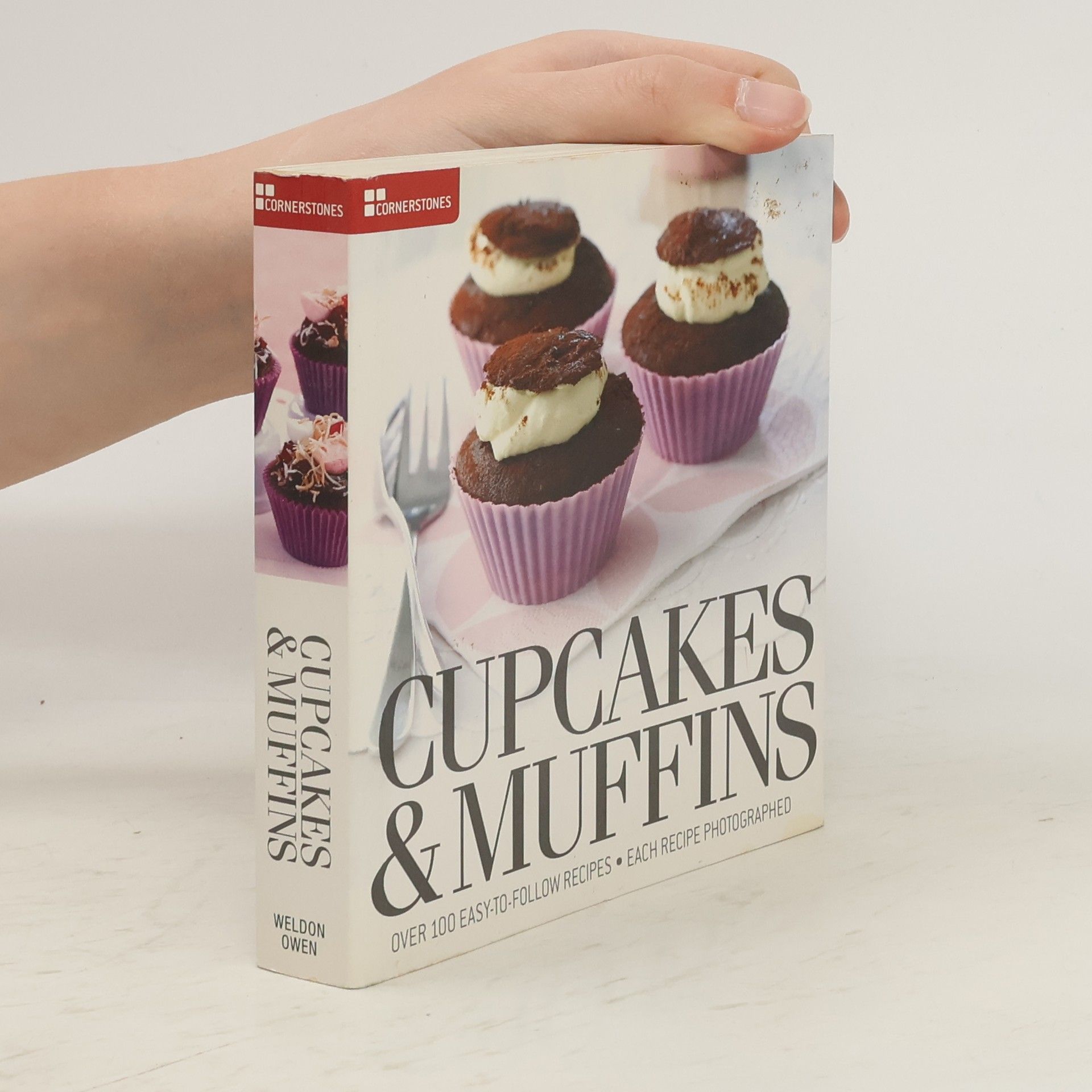 Laurie Black Cupcakes and Muffins