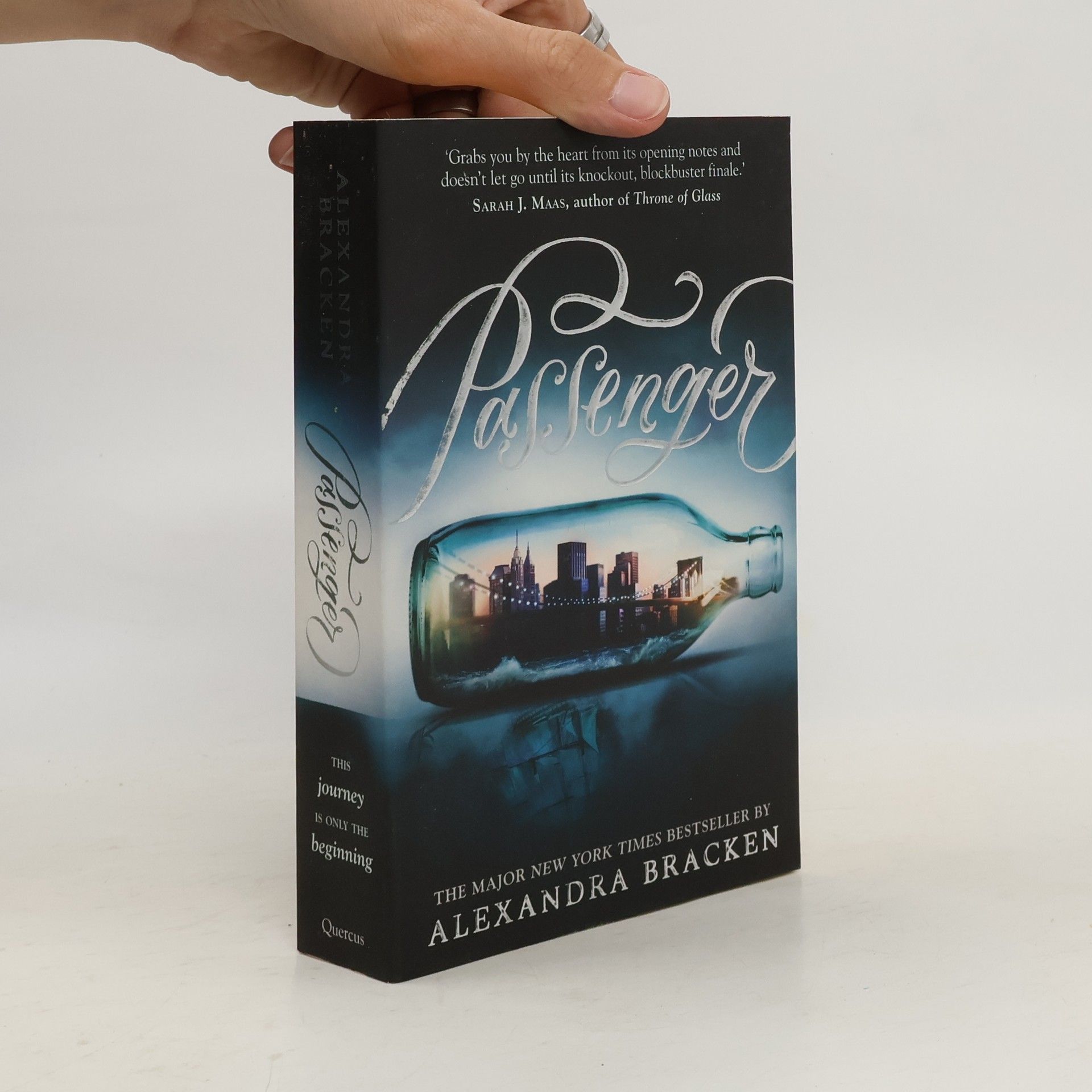 Alexandra Bracken Passenger. 1 díl
