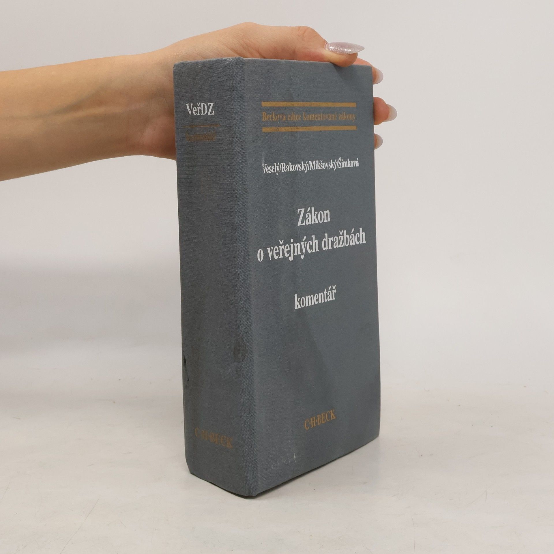 Autorenkollektiv Zákon o veřejných dražbách: Komentář