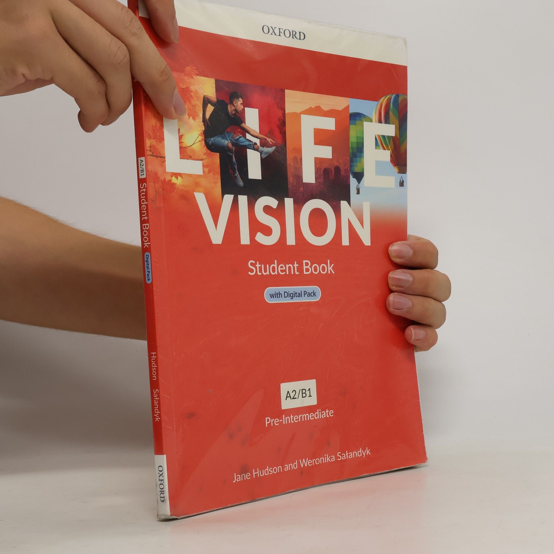 Jane Goodall Life Vision Pre-Intermediate Student´s Book with Digital pack international edition