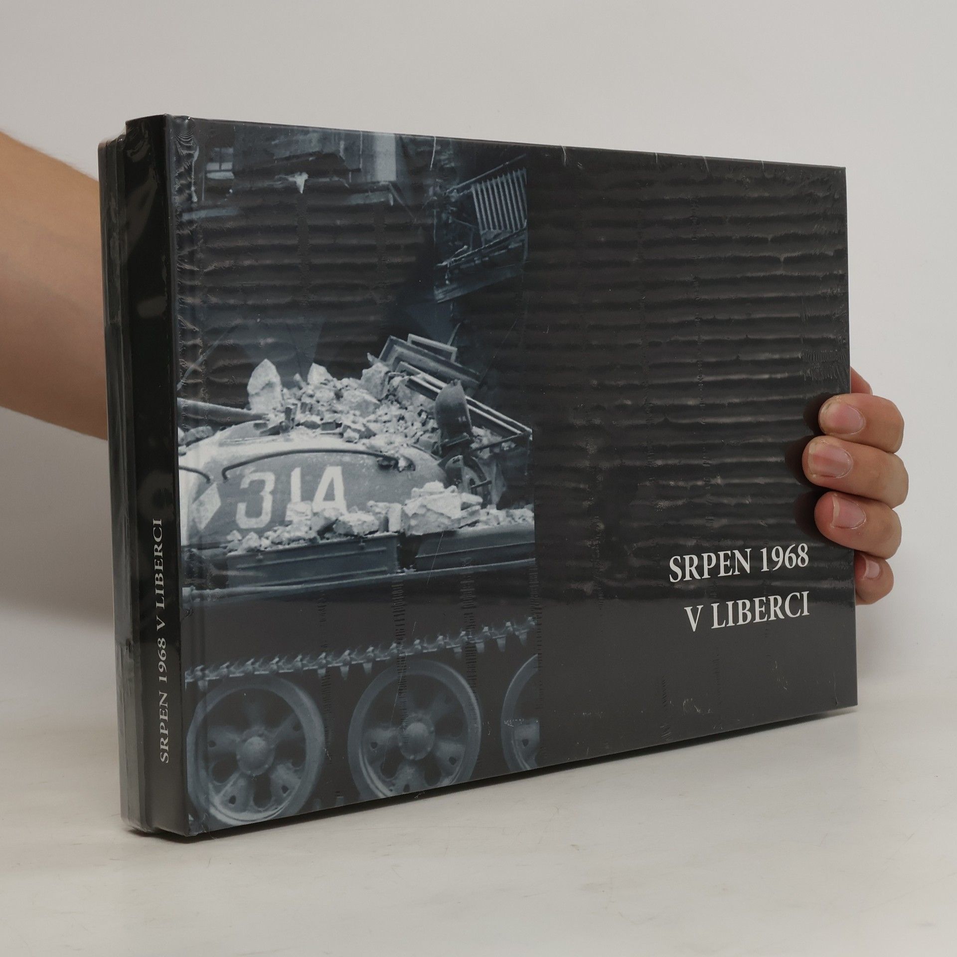 Tomáš Hasil Srpen 1968 v Liberci (+ CD a DVD)