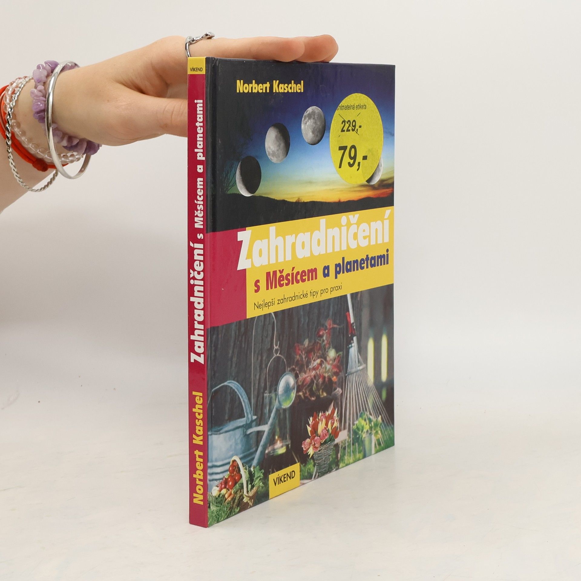 Zahradničení s Měsícem a planetami