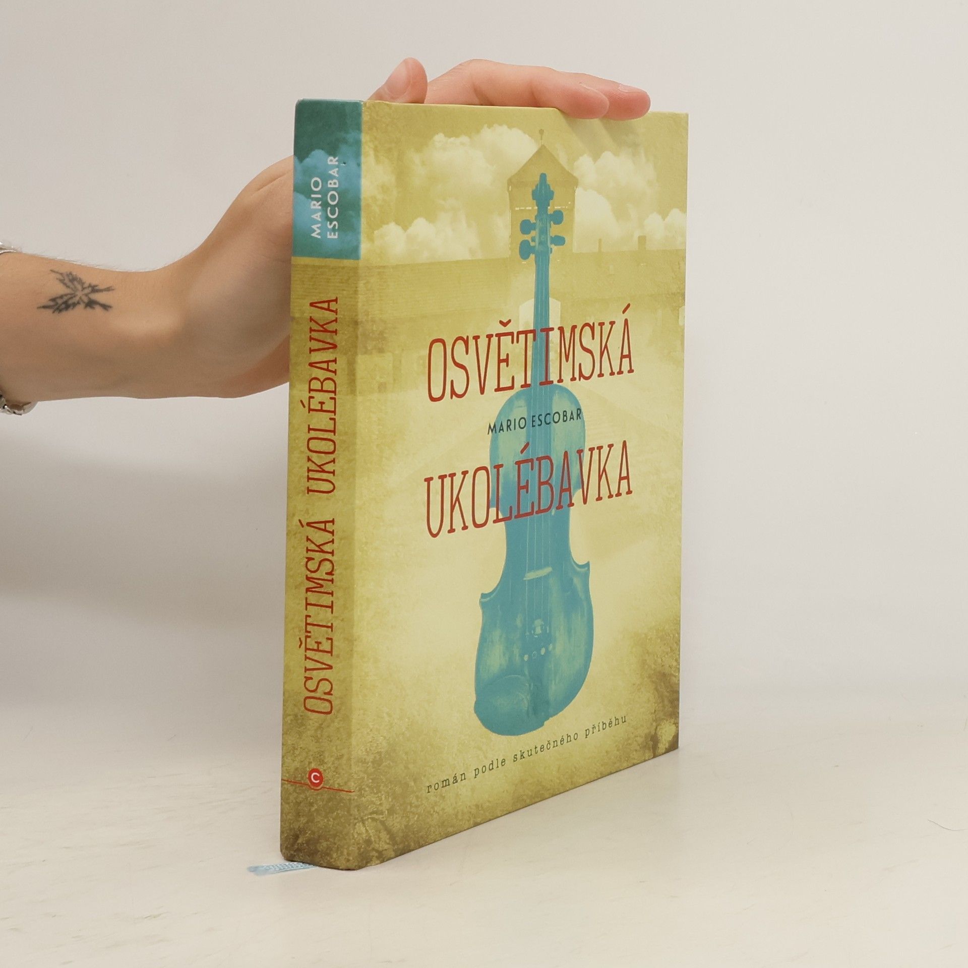 Mario Escobar Osvětimská ukolébavka