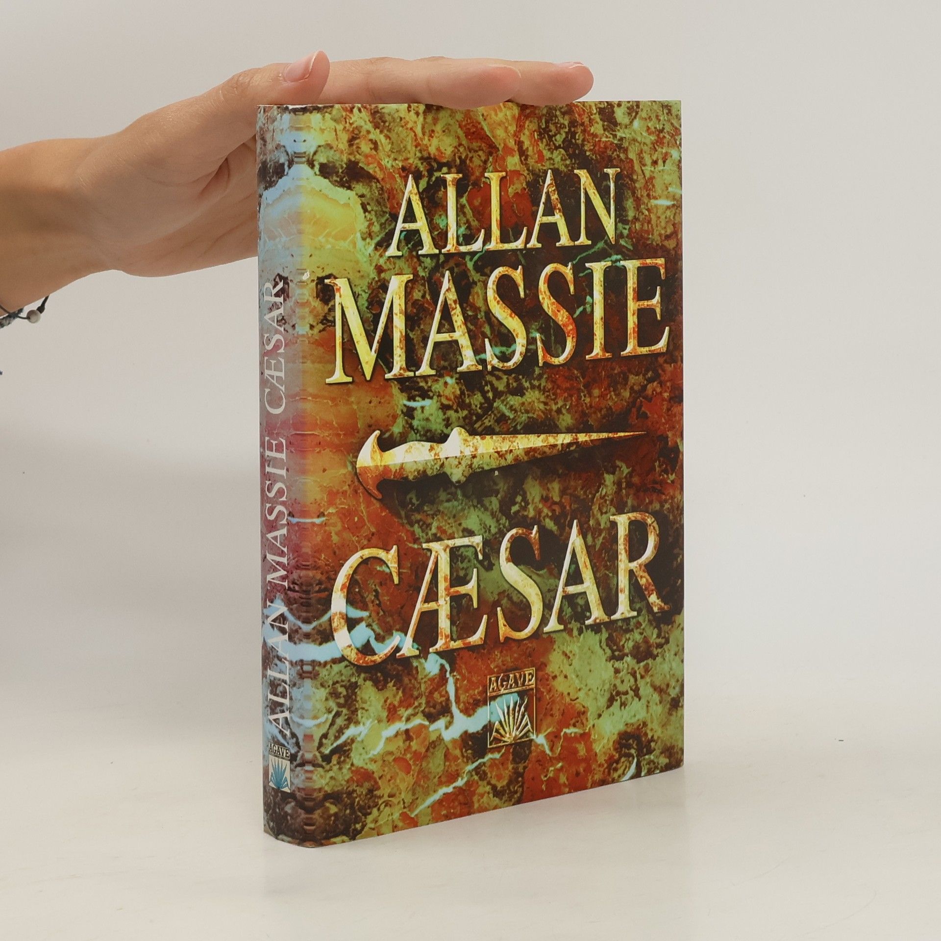 Allan Massie Caesar