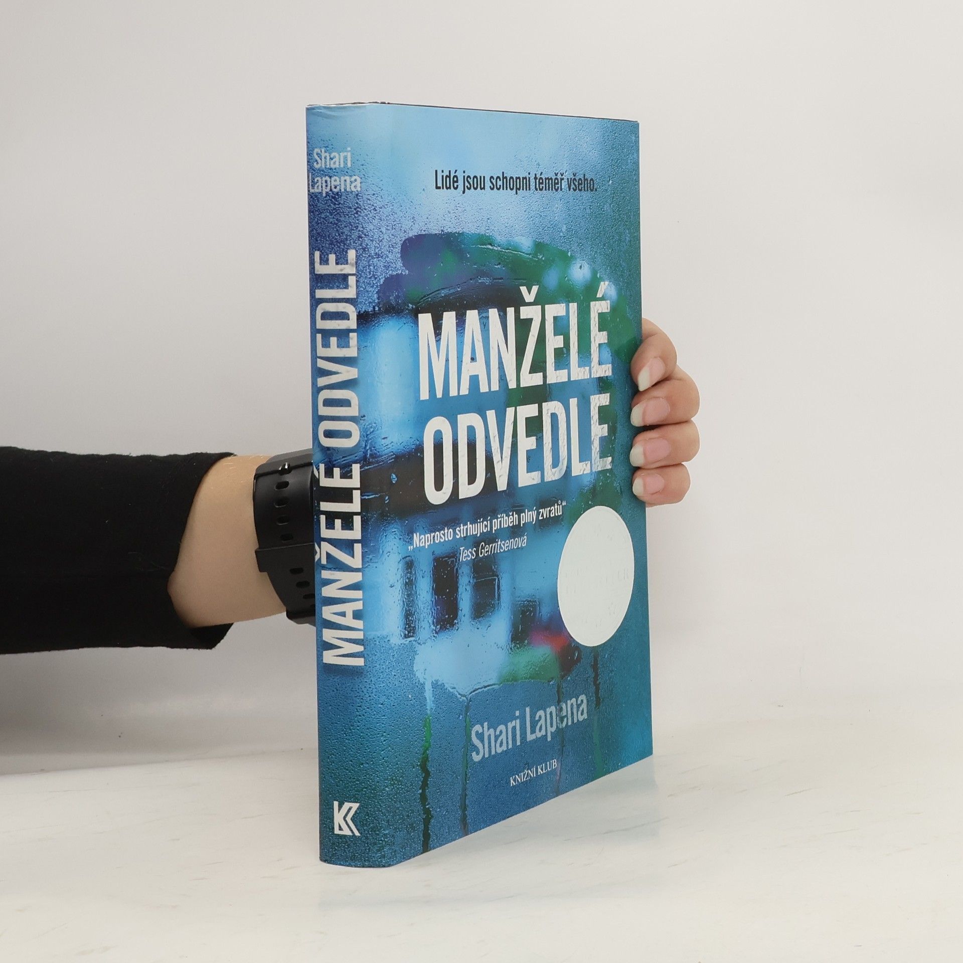 Shari Lapena Manželé odvedle