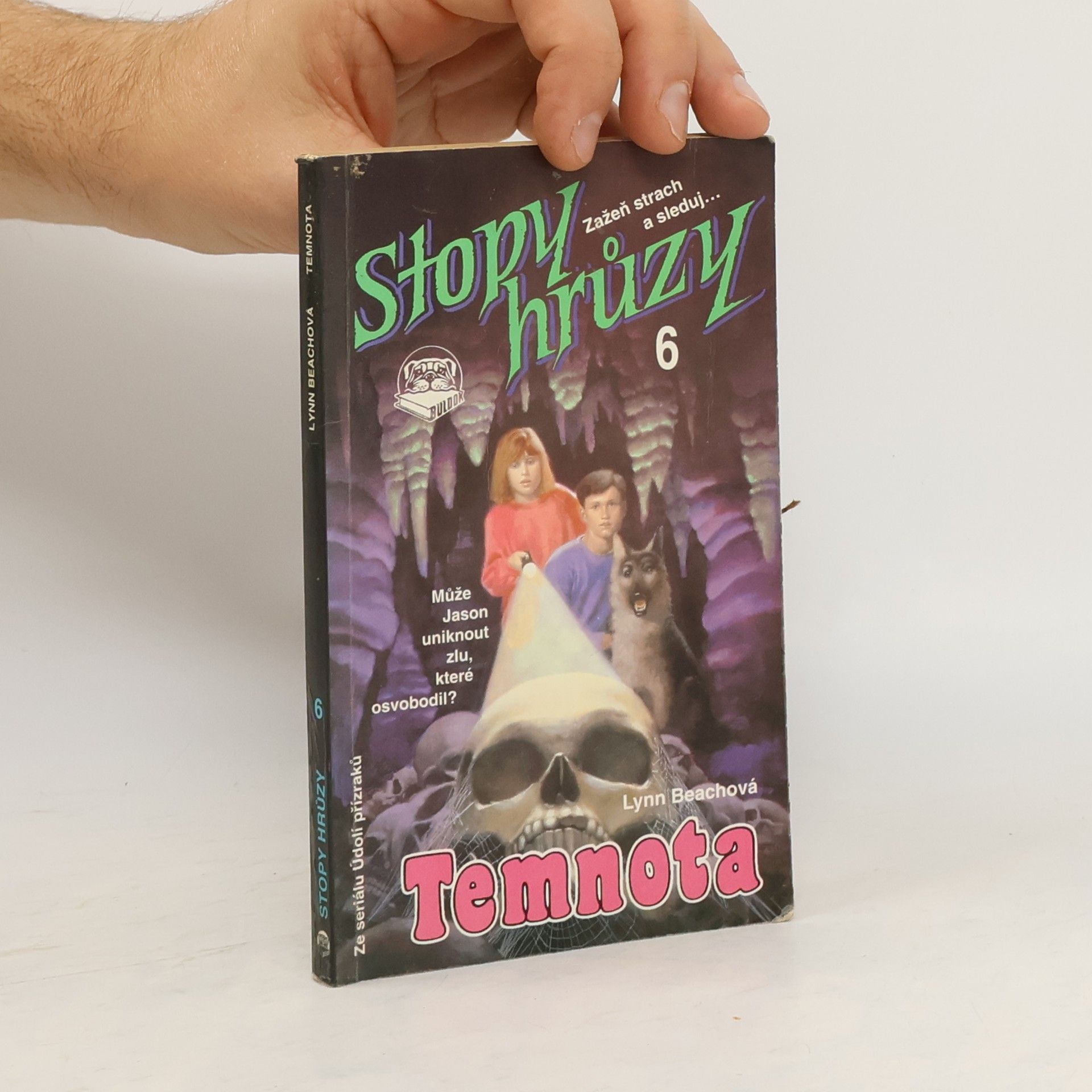 Kathryn Lance Temnota. Stopy hrůzy 6.