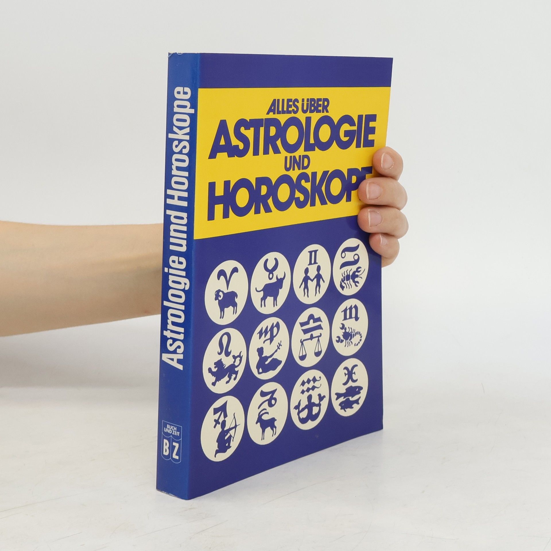 Erika Sauer Alles über Astrologie und Horoskope