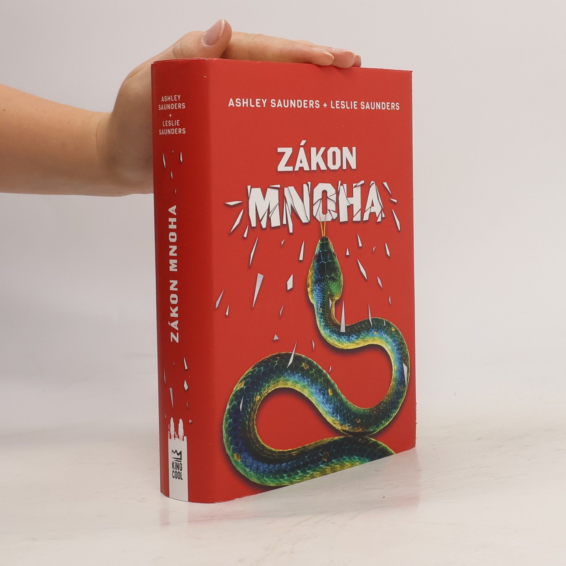 Ashley Saunders Zákon mnoha