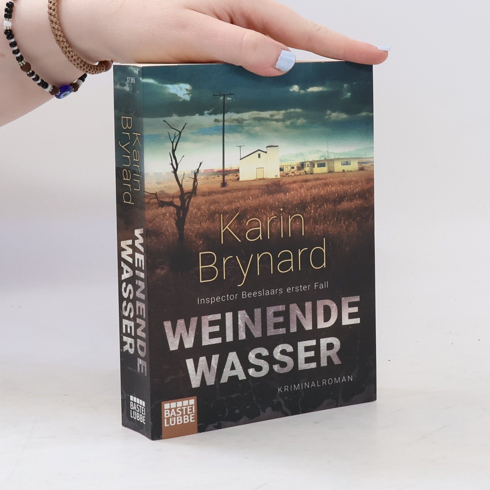 Karin Brynard Weinende Wasser