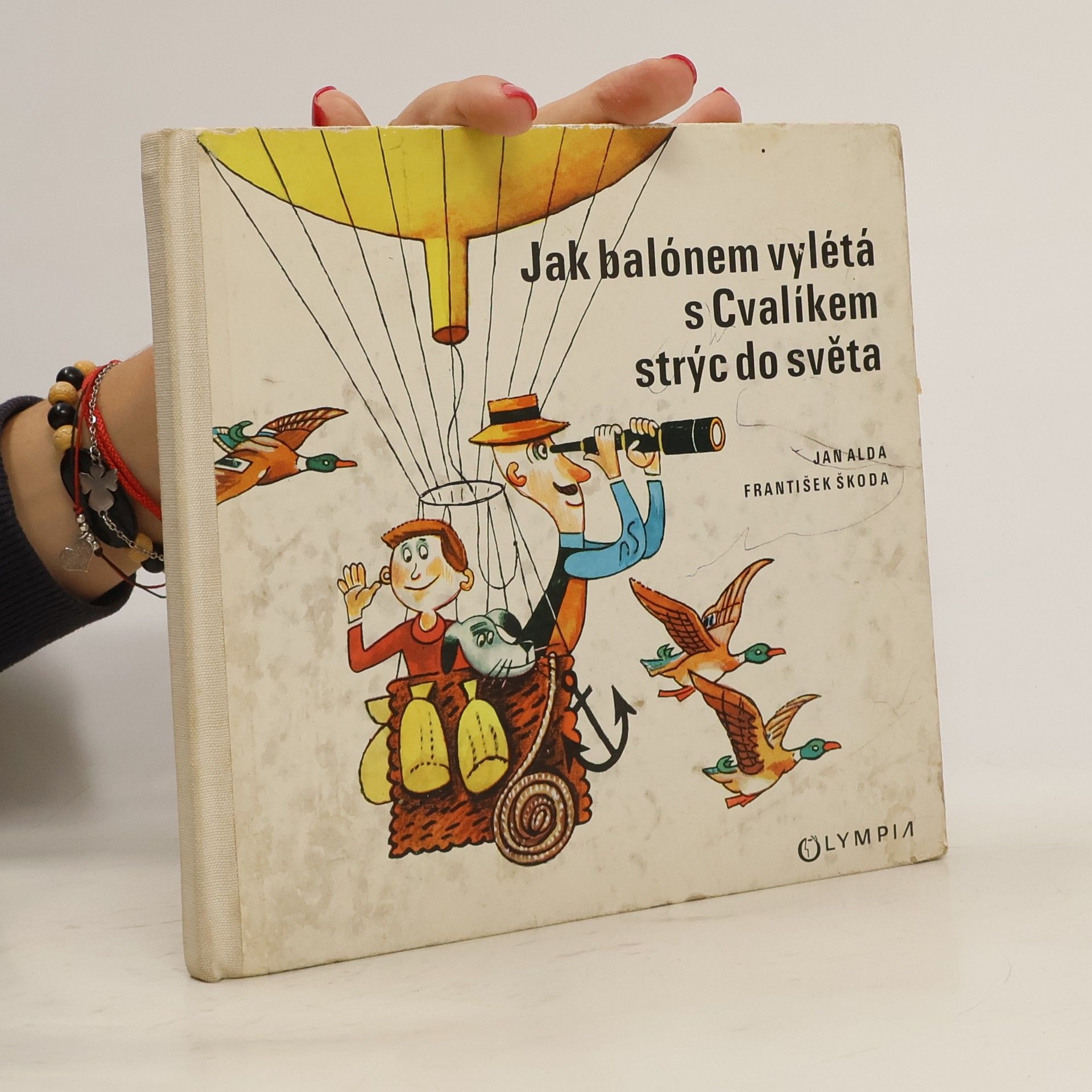 Jan Alda Jak balónem vylétá s Cvalíkem strýc do světa