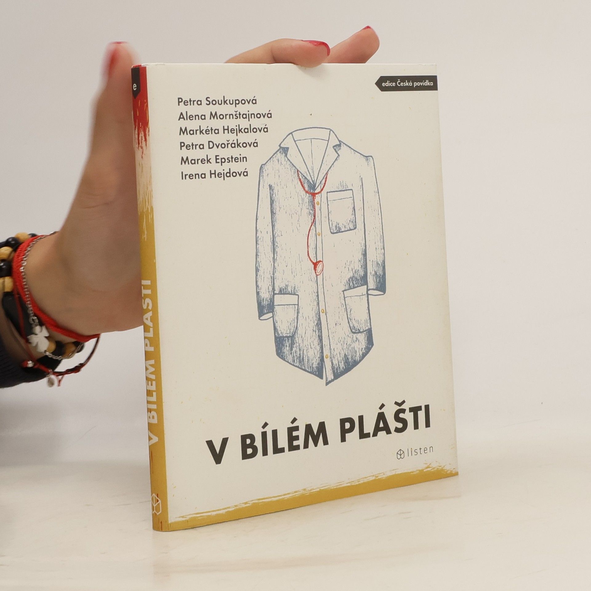 Petra Soukupova V bílém plášti