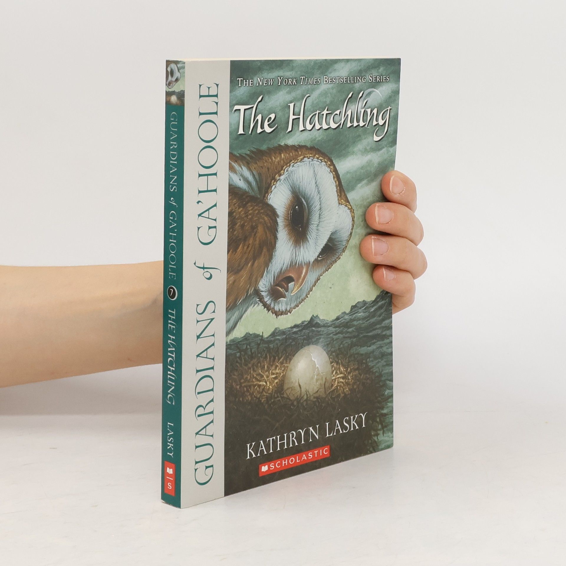 Kathryn Lasky Guardians of Ga'hoole. The Hatchling