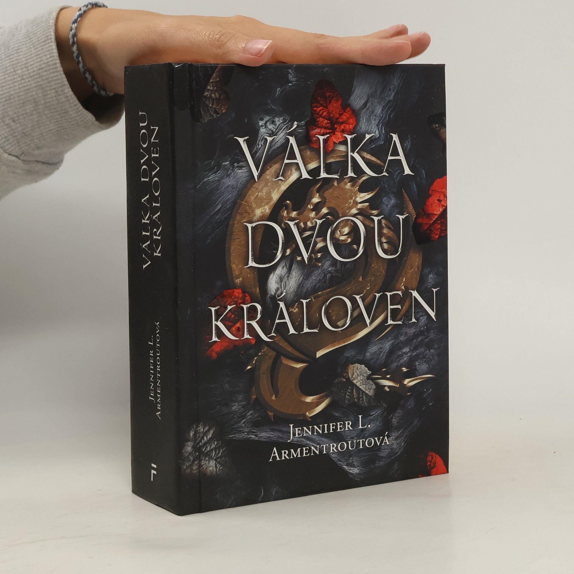Jennifer L. Armentrout Válka dvou královen