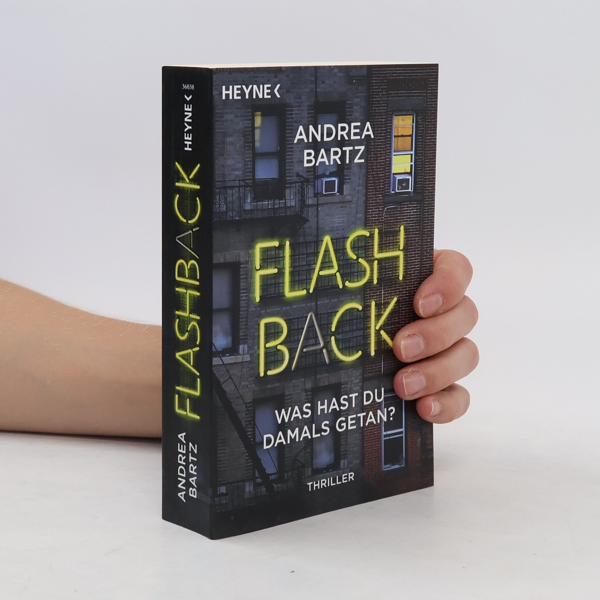 Andrea Bartz Flashback