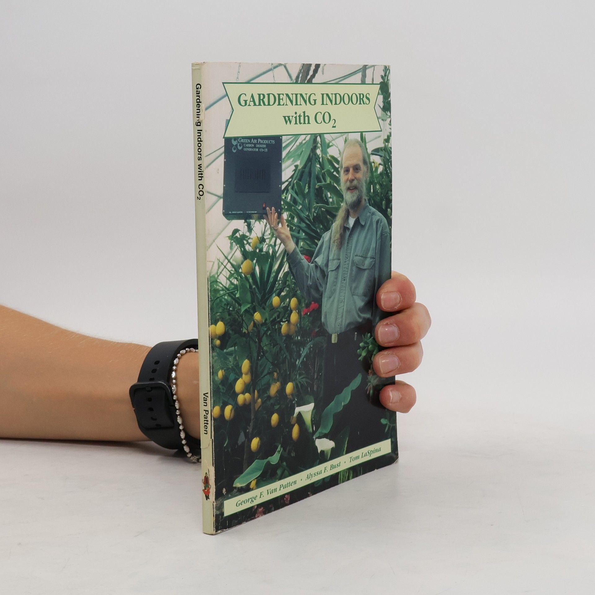 George F. Van Patten Gardening Indoors with CO2