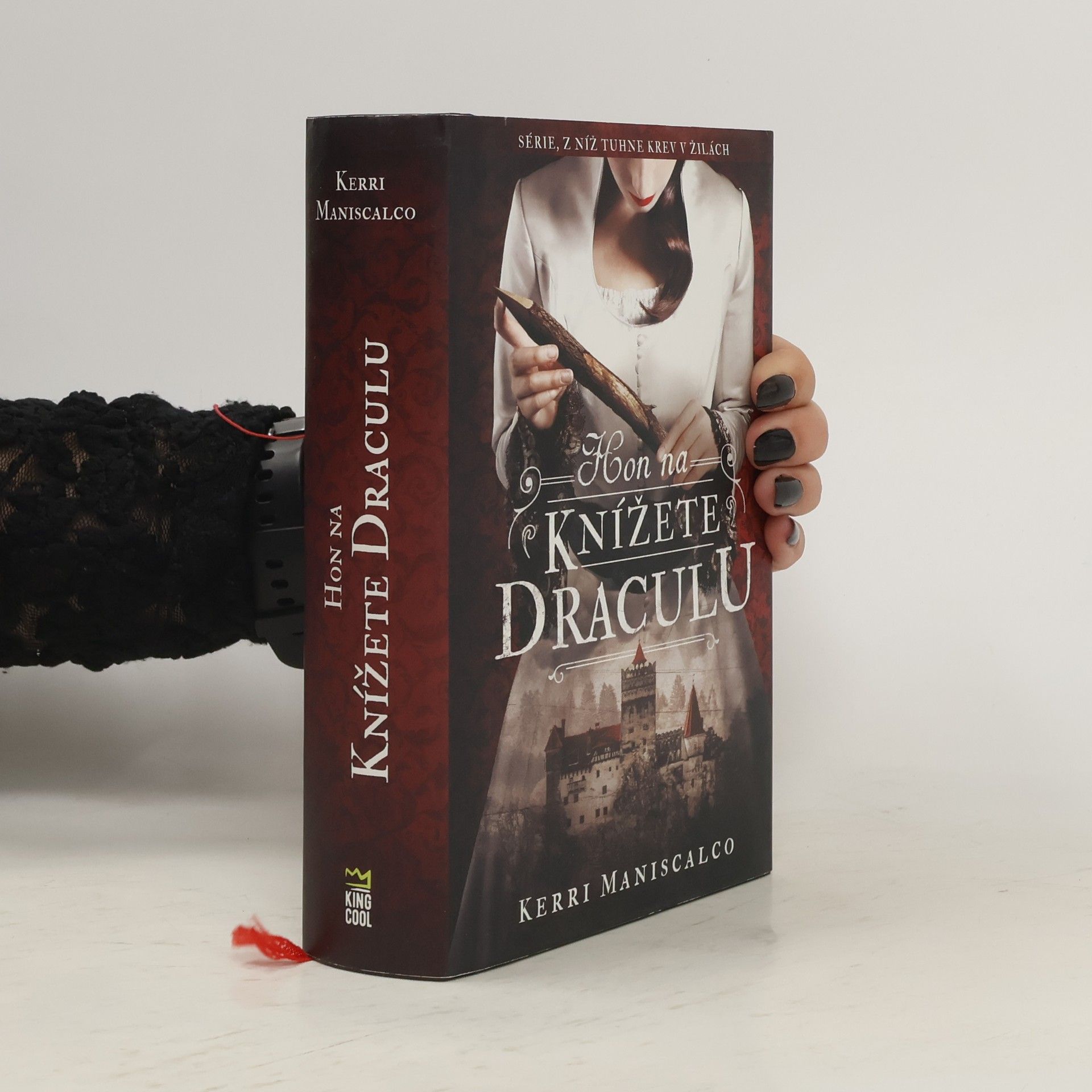 Kerri Maniscalco Hon na knížete Draculu