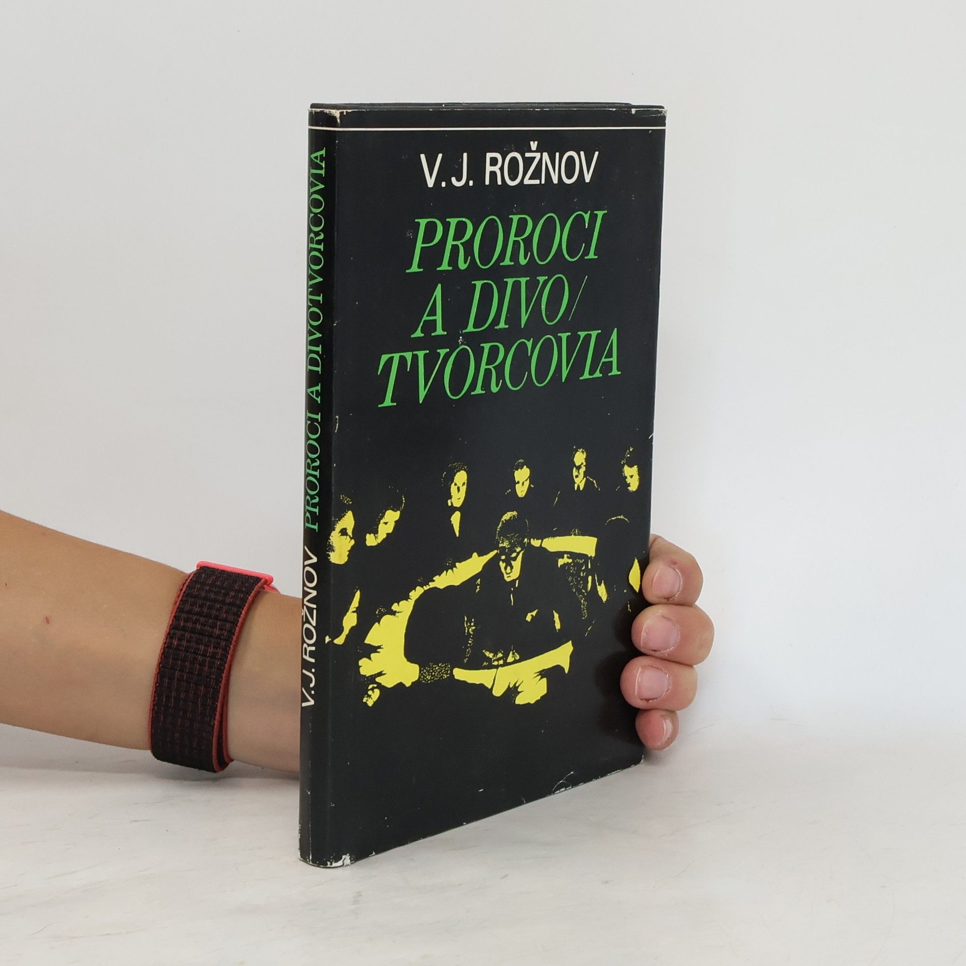 Ľubica Valentová Proroci a divotvorcovia