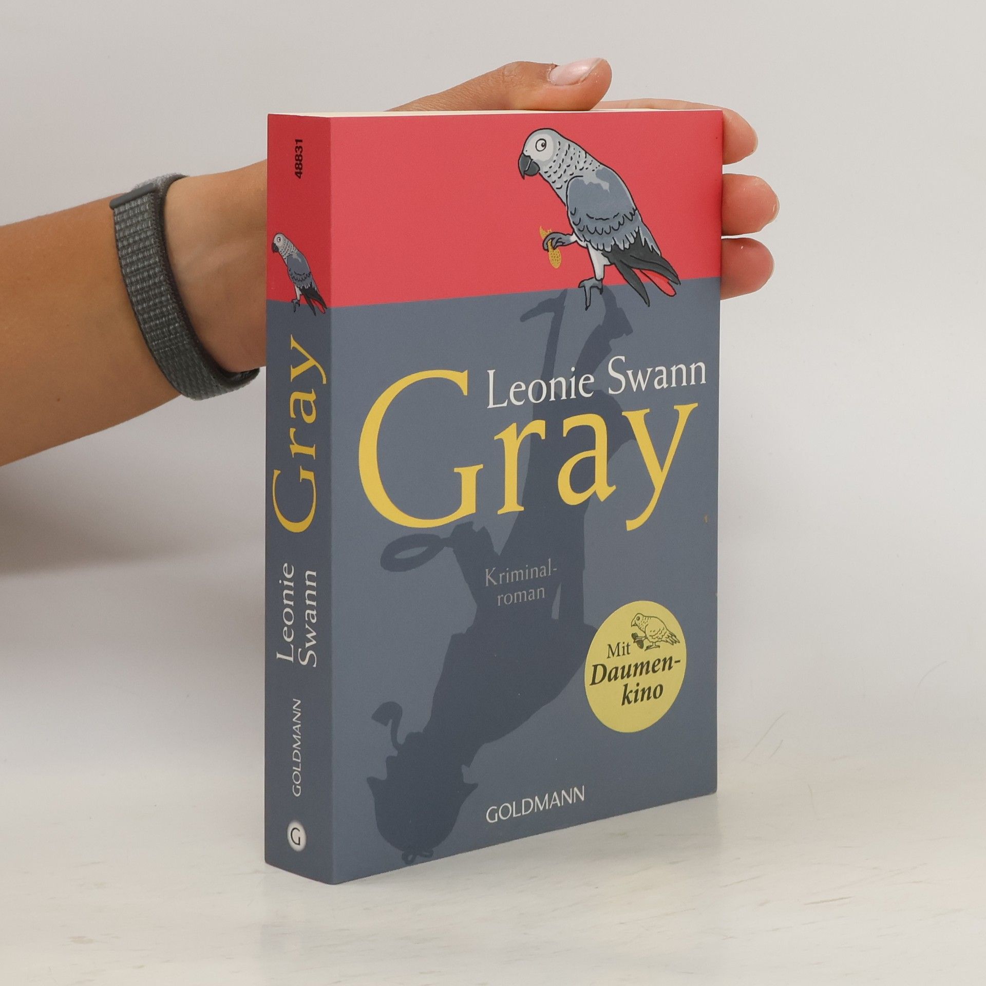 Leonie Swann Gray
