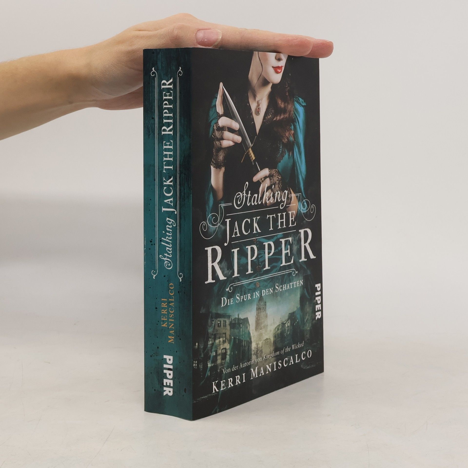 Kerri Maniscalco Stalking Jack the Ripper
