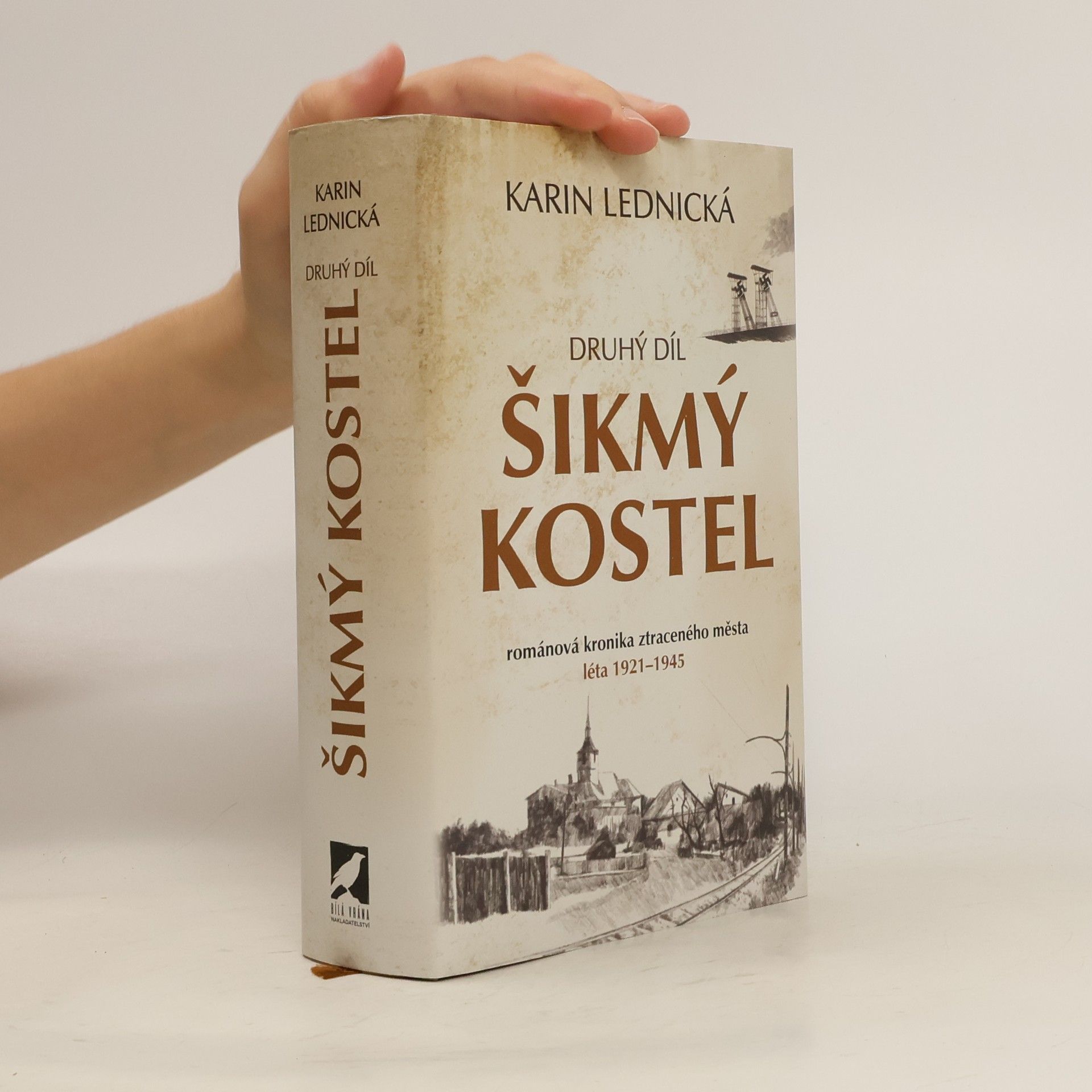 Karin Lednická Šikmý kostel 2