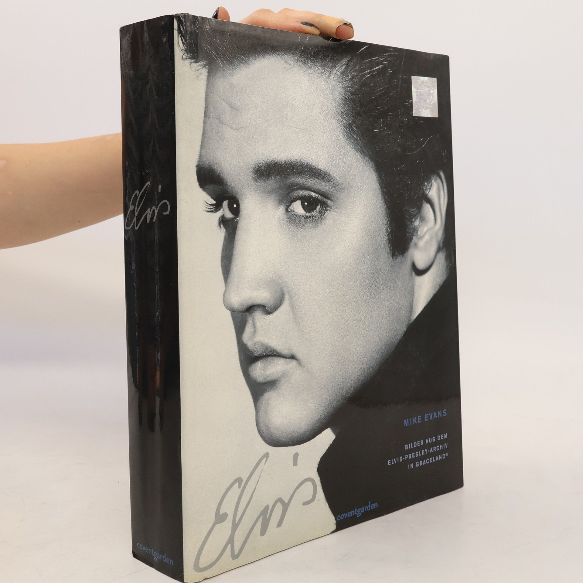 Mike Evans Elvis.